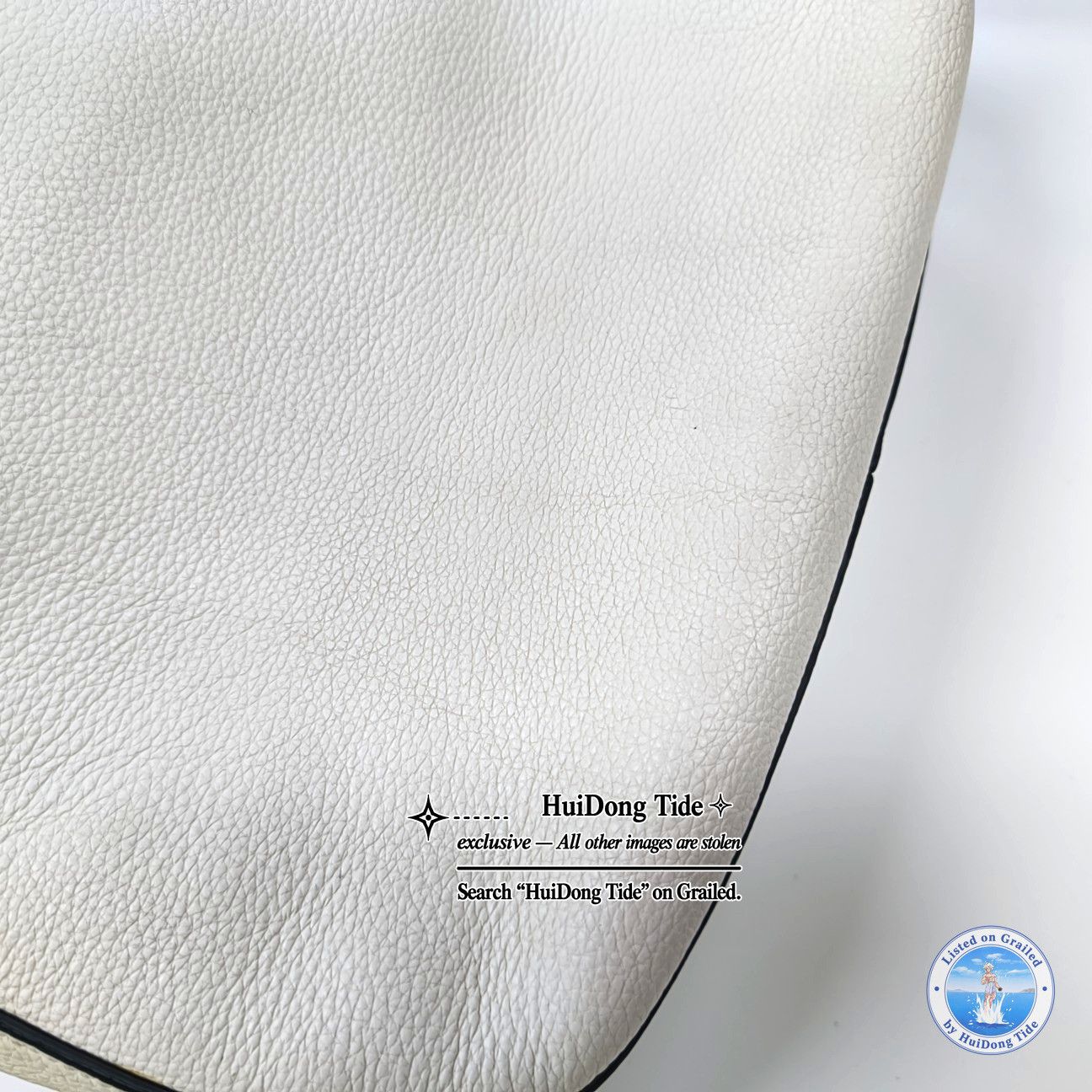 Prada Prada Pebbled Leather Shoulder Bag White Size ONE SIZE - 11 Thumbnail