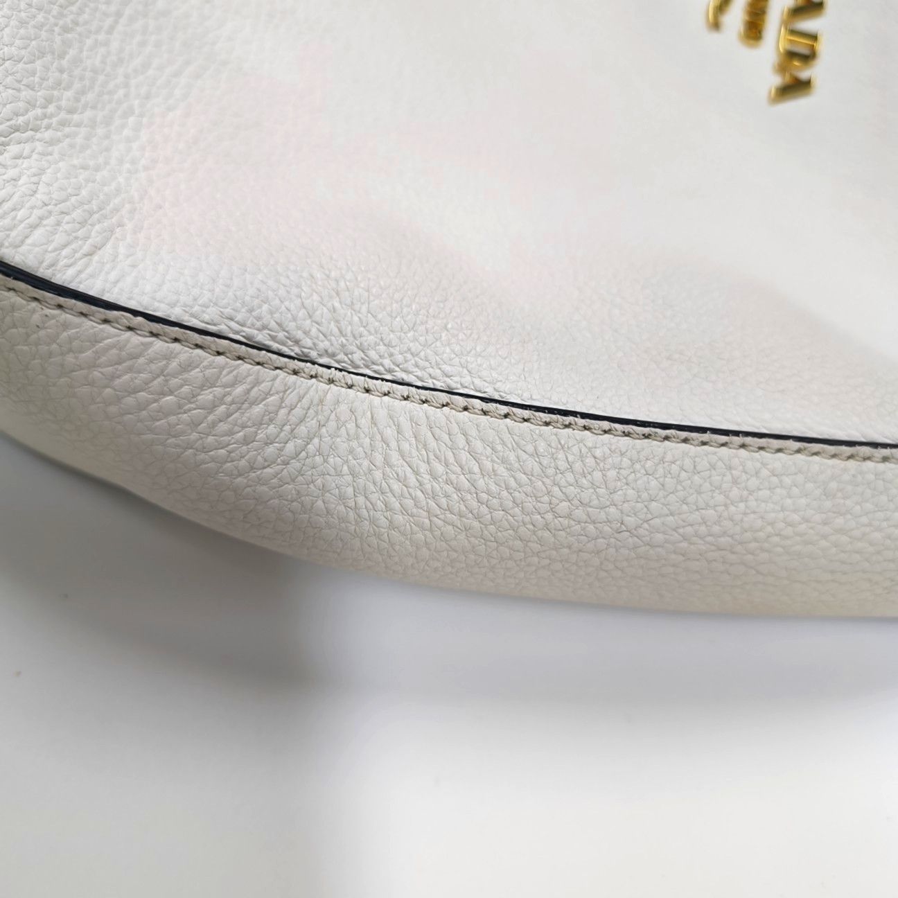 Prada Prada Pebbled Leather Shoulder Bag White Size ONE SIZE - 9 Thumbnail