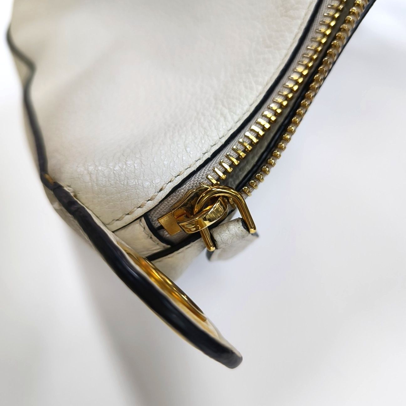 Prada Prada Pebbled Leather Shoulder Bag White Size ONE SIZE - 14 Thumbnail