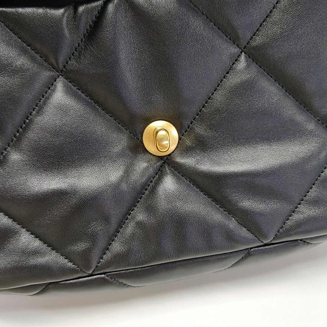 Chanel Chanel 19 Small Quilted Leather Flap Bag Black Size ONE SIZE - 8 Thumbnail
