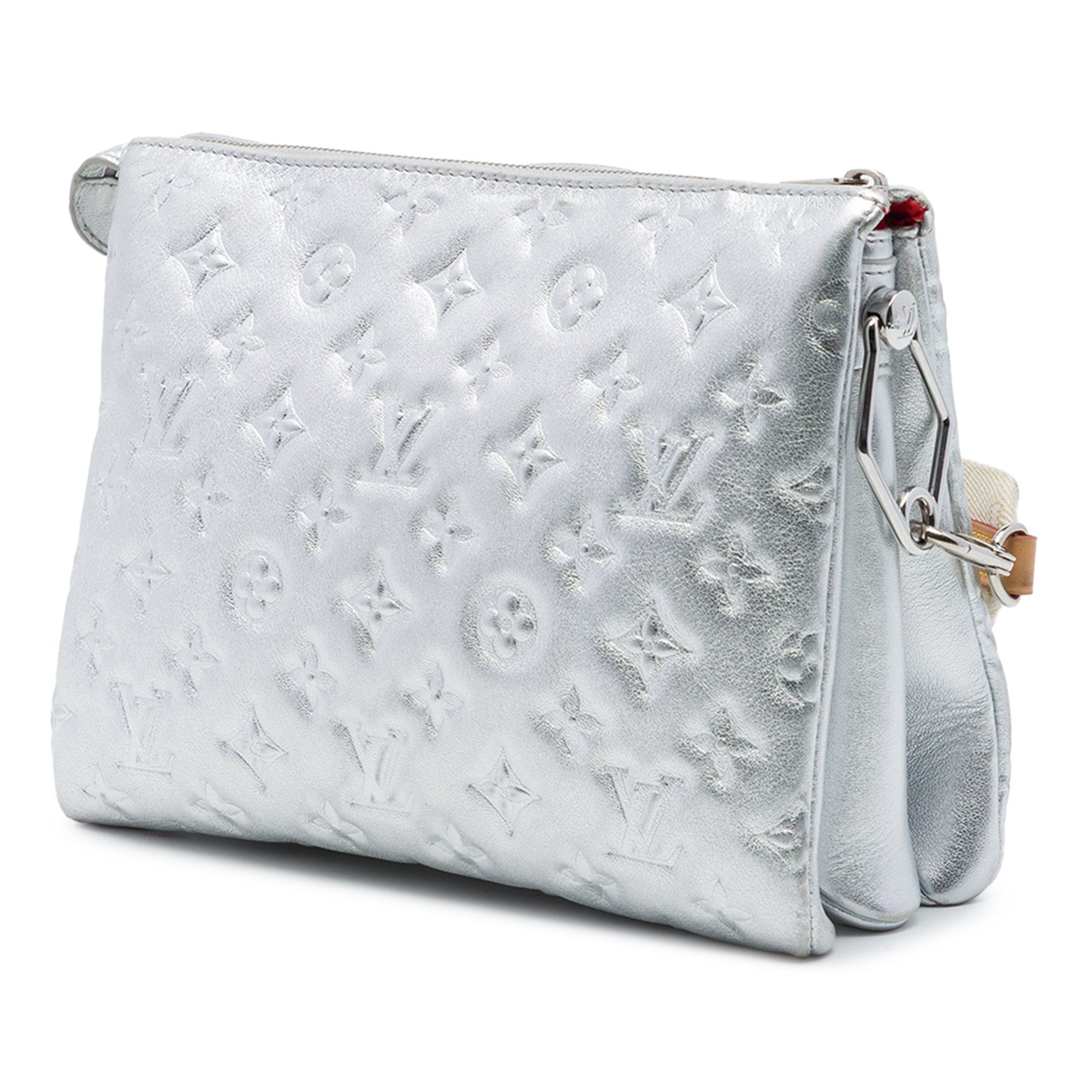 Louis Vuitton Embossed Puffy Lambskin Coussin PM Size ONE SIZE - 2 Thumbnail