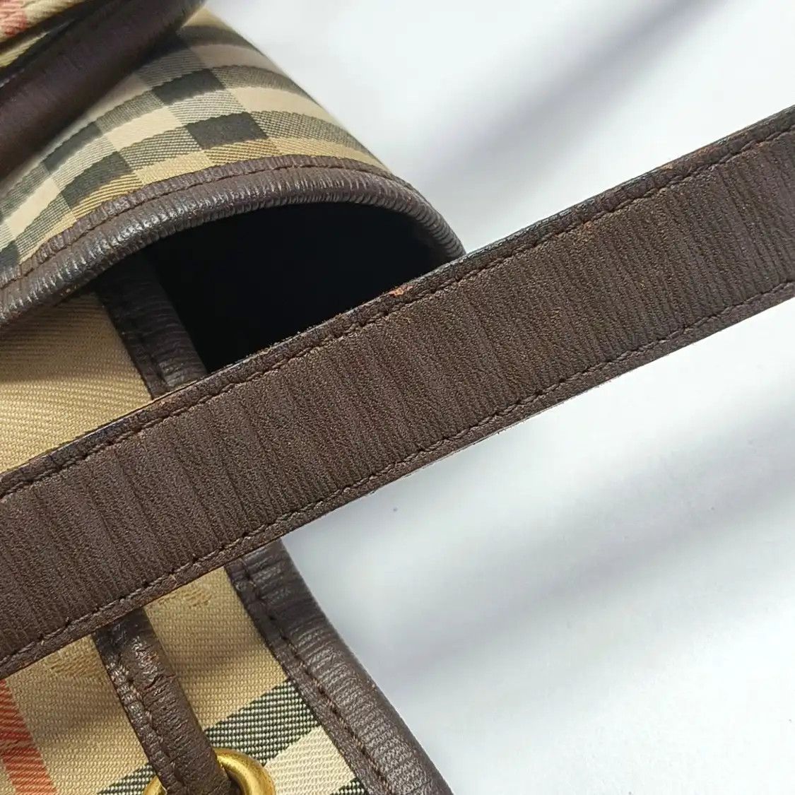 Burberry BURBERRY khaki canvas war horse plaid embossed backpack gold hardware Size ONE SIZE - 15 Thumbnail