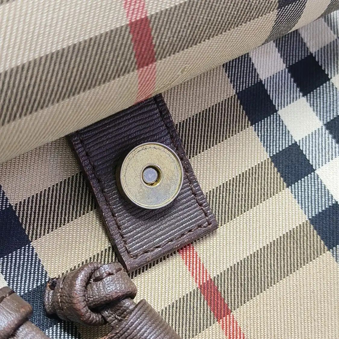 Burberry BURBERRY khaki canvas war horse plaid embossed backpack gold hardware Size ONE SIZE - 11 Thumbnail