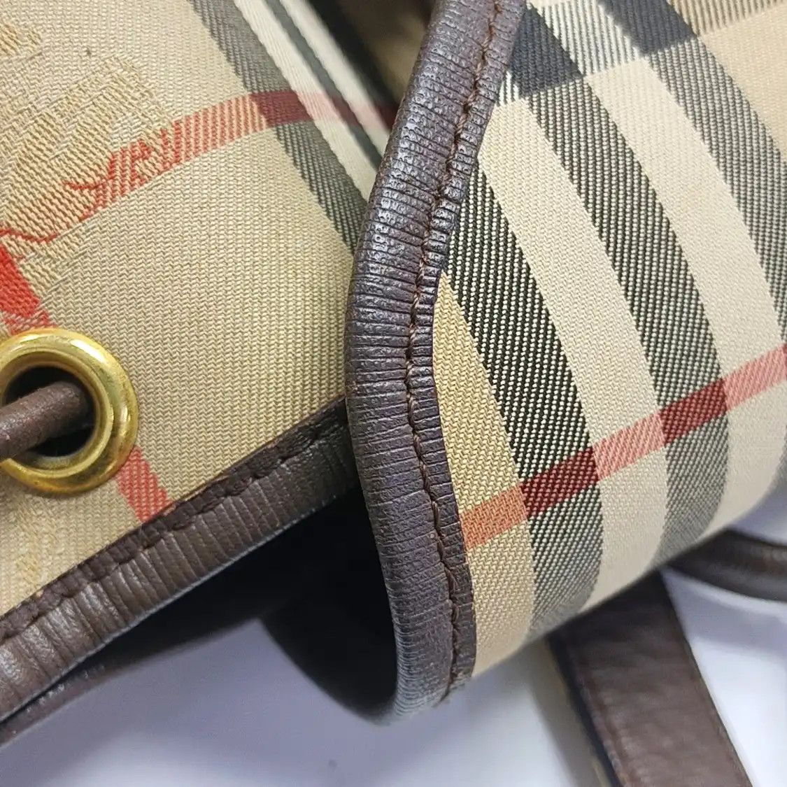 Burberry BURBERRY khaki canvas war horse plaid embossed backpack gold hardware Size ONE SIZE - 8 Thumbnail