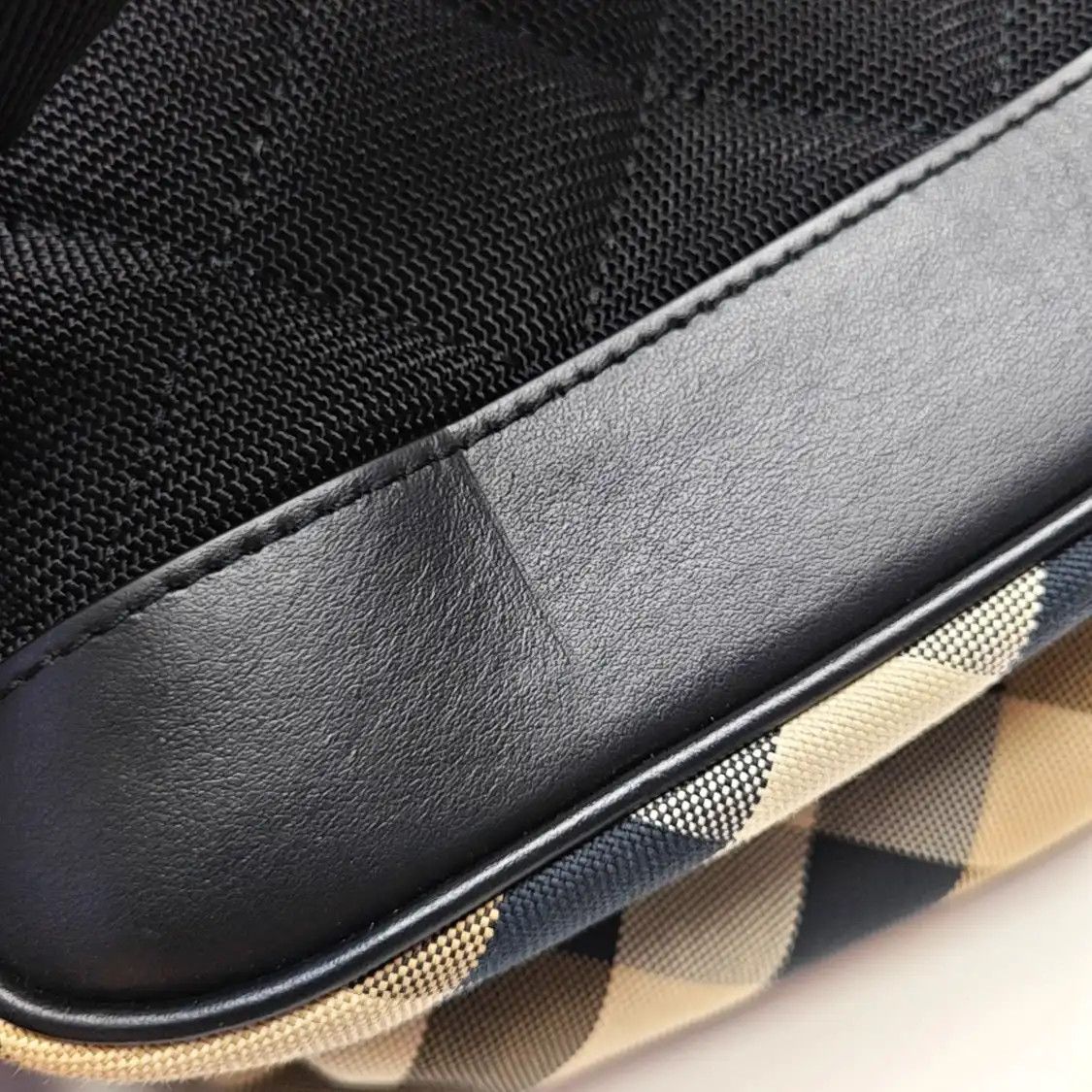 Burberry BURBERRY multi-color fabric applique backpack black hardware Size ONE SIZE - 8 Thumbnail