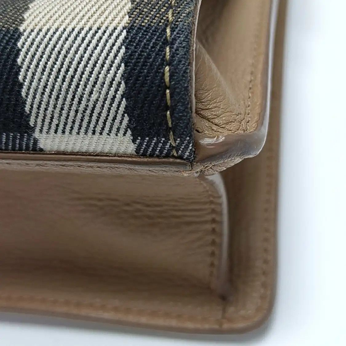 Burberry BURBERRY Macken khaki cowhide leather crossbody bag gold hardware detachable str Size ONE SIZE - 13 Thumbnail