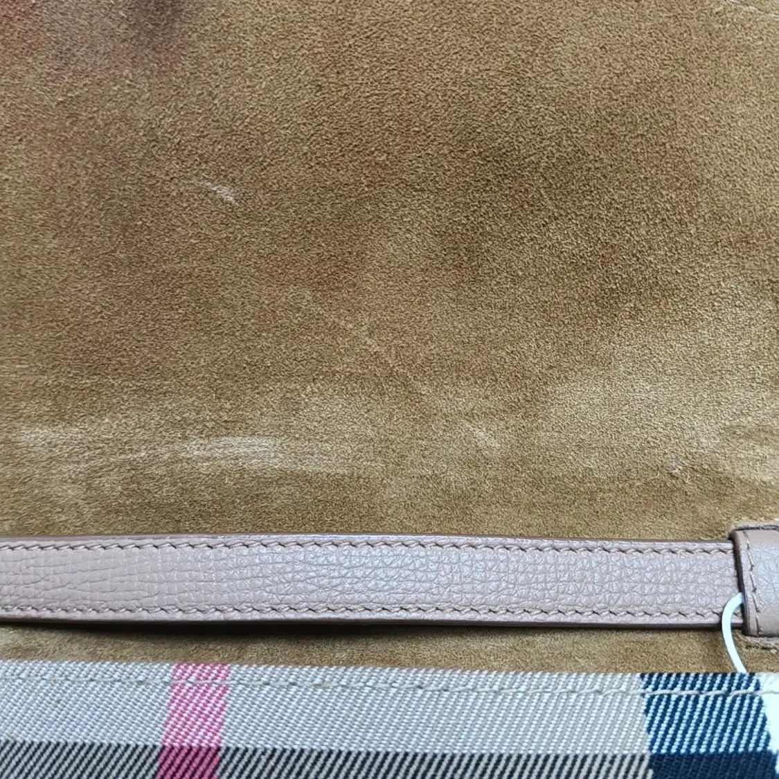 Burberry BURBERRY Macken khaki cowhide leather crossbody bag gold hardware detachable str Size ONE SIZE - 10 Thumbnail