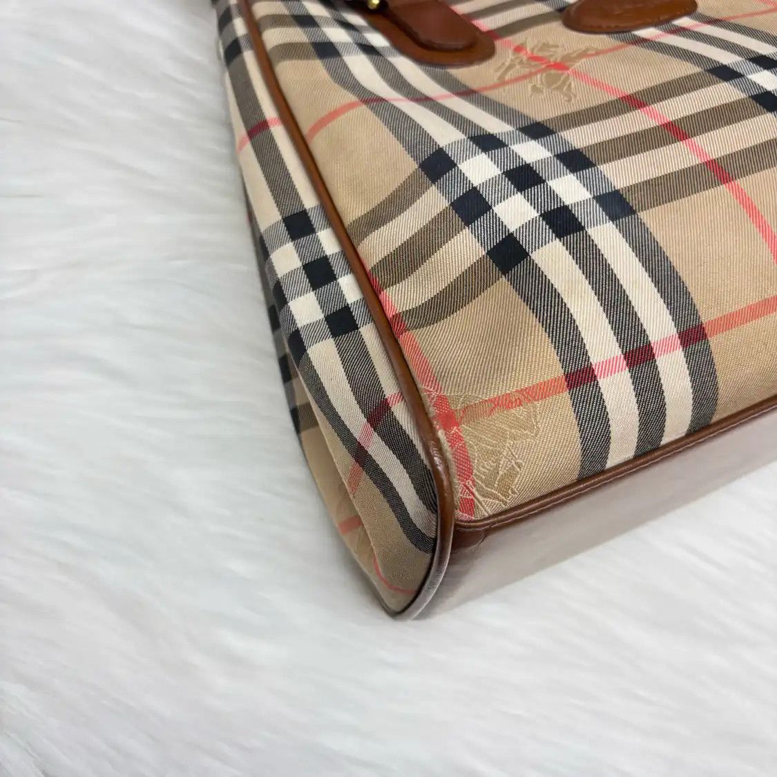 Burberry BURBERRY khaki canvas war horse plaid handbag Size ONE SIZE - 10 Thumbnail