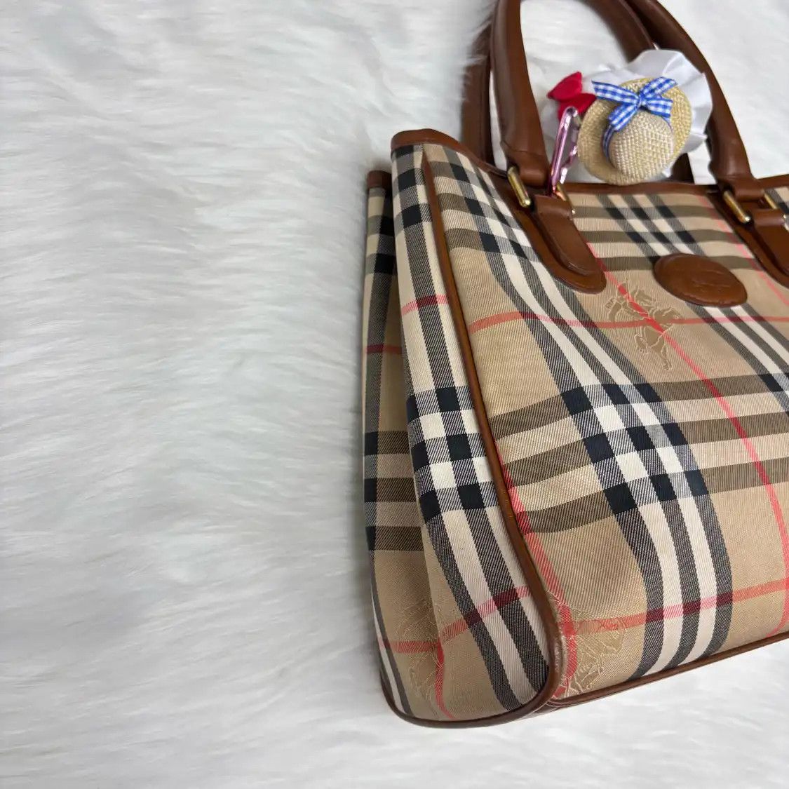 Burberry BURBERRY khaki canvas war horse plaid handbag Size ONE SIZE - 4 Thumbnail