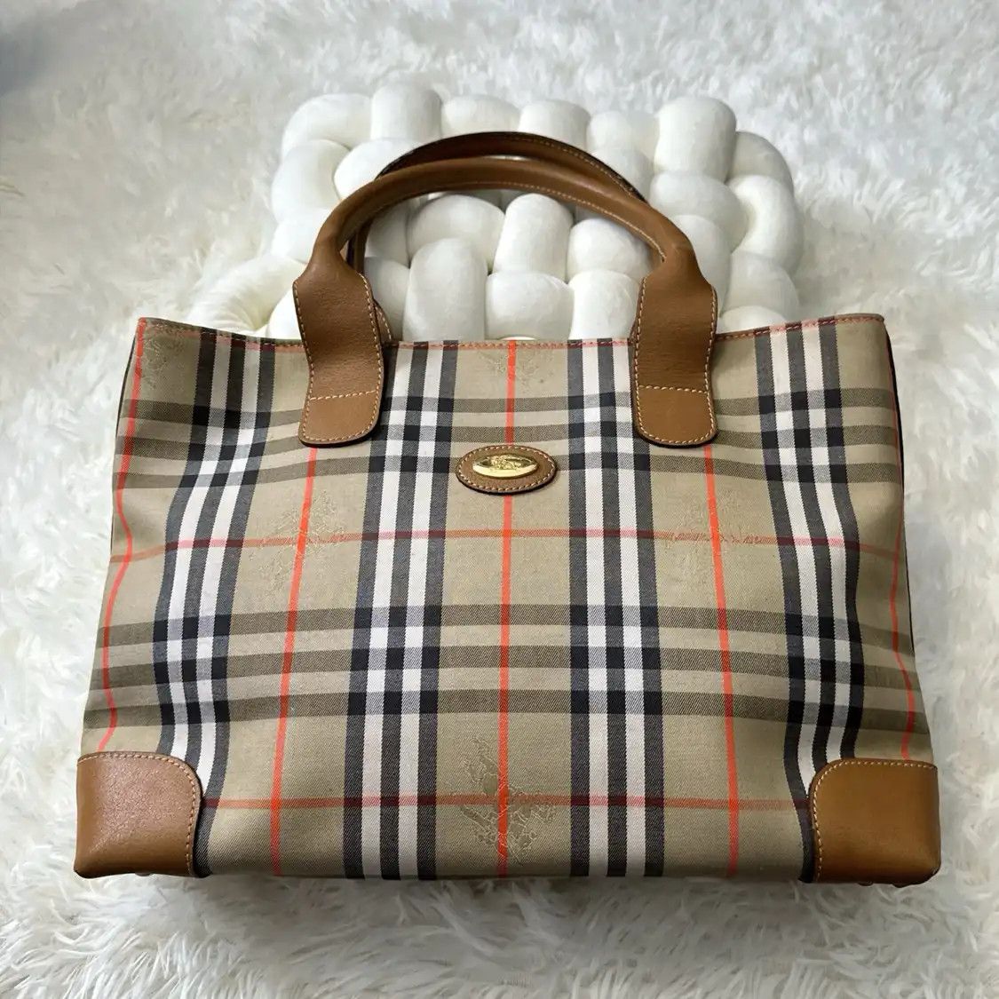 Burberry BURBERRY Nova Check khaki coated canvas war horse plaid handbag gold hardware Size ONE SIZE - 2 Thumbnail