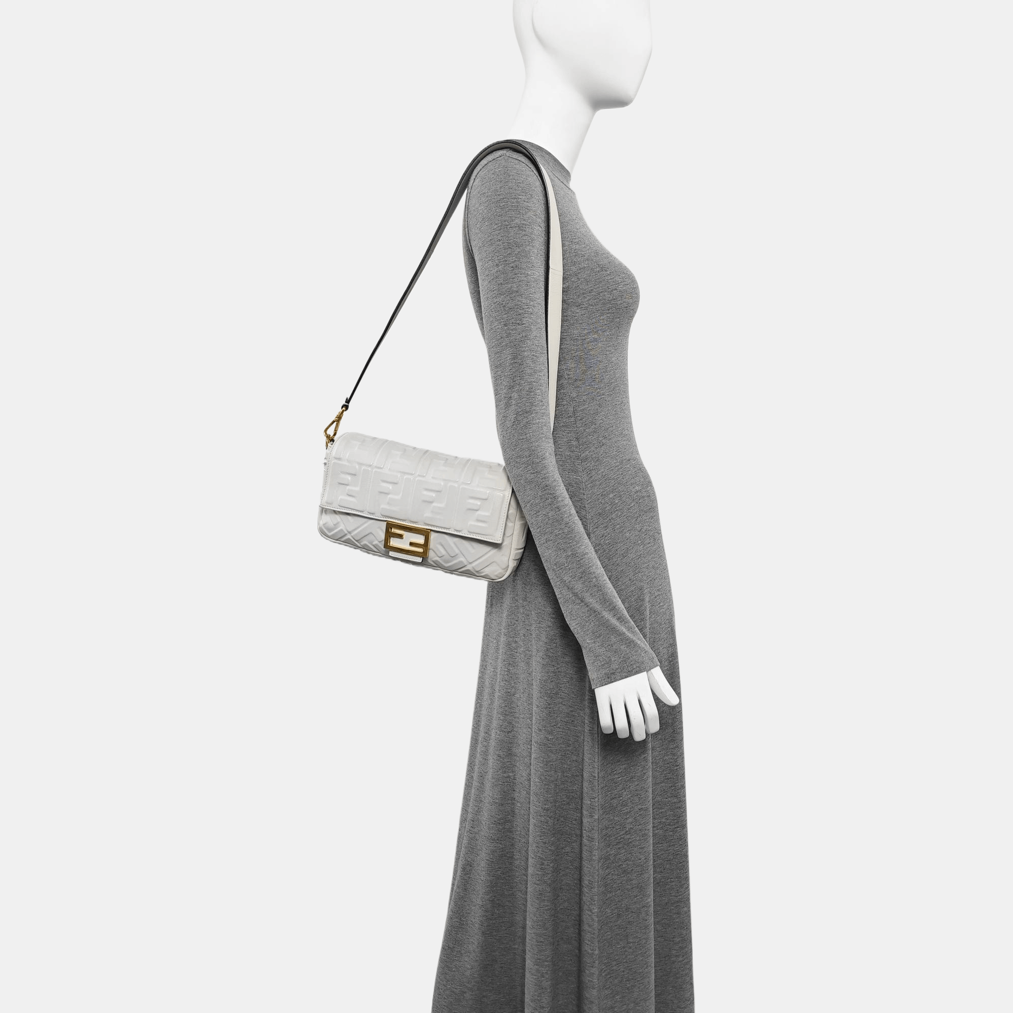 Fendi Fendi Baguette Embossed Leather Shoulder Bag Size ONE SIZE - 2 Thumbnail