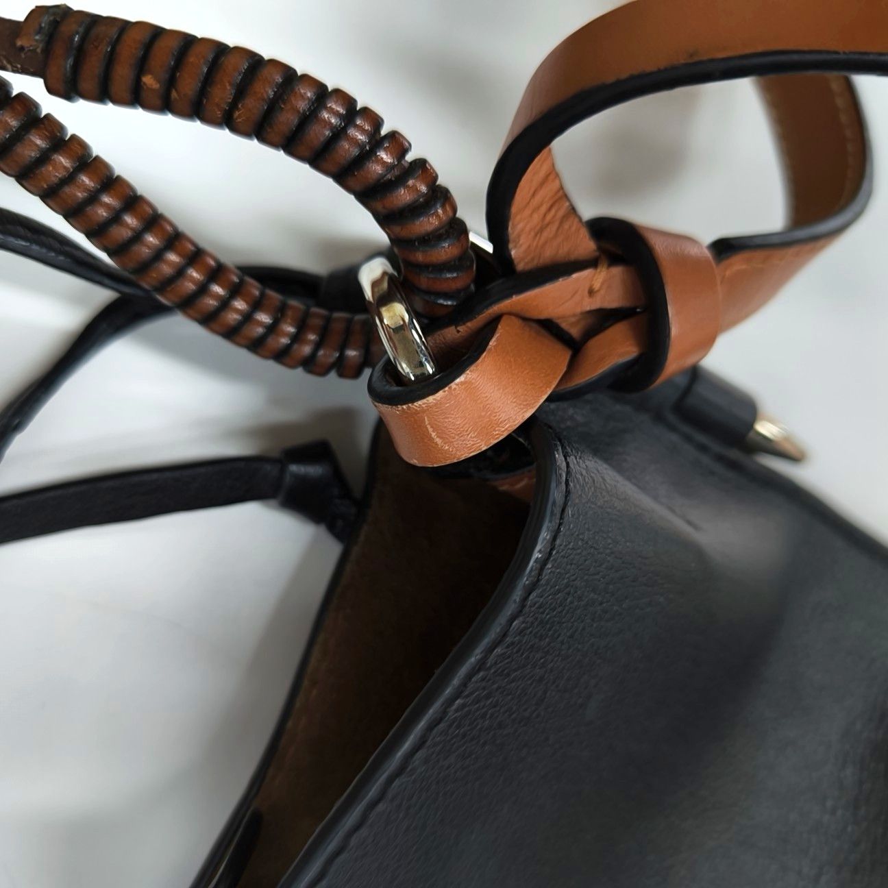 Loewe Loewe Gate Leather Shoulder Bag Size ONE SIZE - 11 Thumbnail