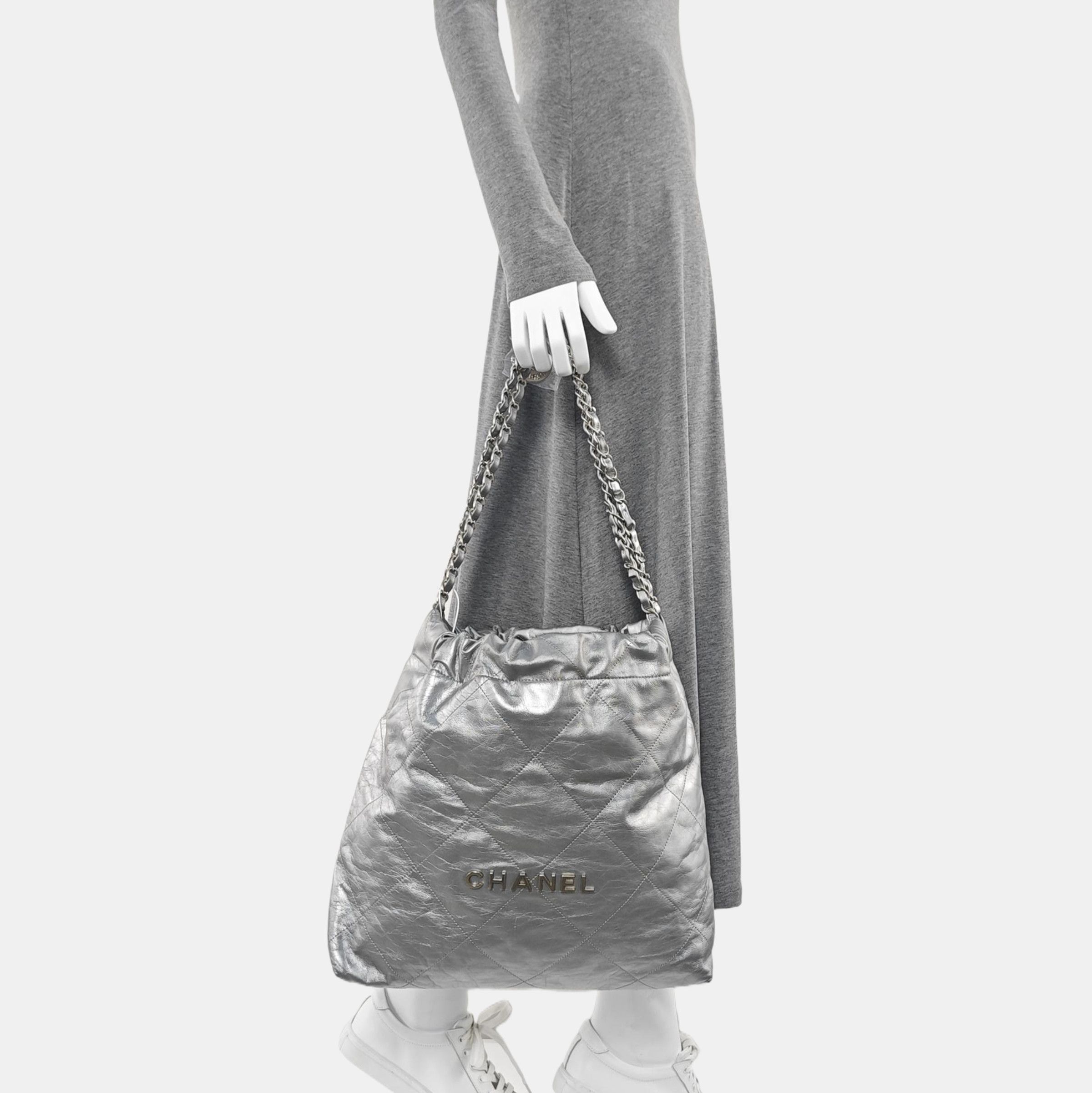 Chanel Chanel 22 Quilted Leather Shoulder Bag Gray Size ONE SIZE - 2 Thumbnail