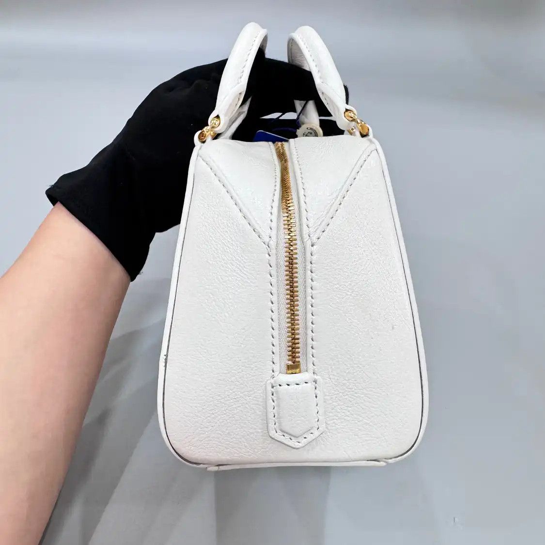 Givenchy GIVENCHY Antigona micro white cowhide leather handbag Size ONE SIZE - 12 Thumbnail