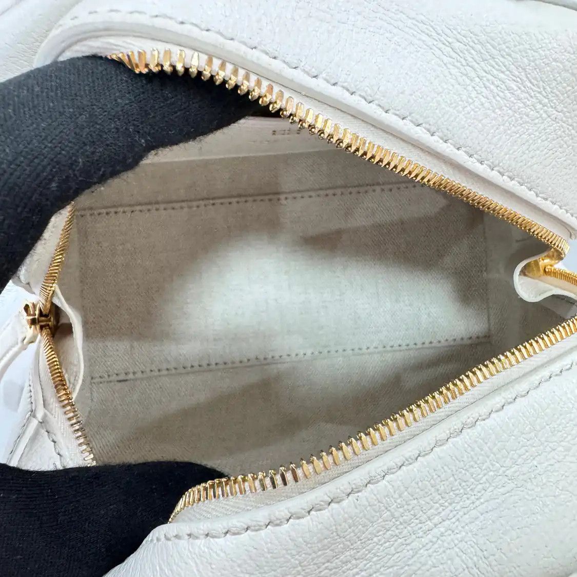Givenchy GIVENCHY Antigona micro white cowhide leather handbag Size ONE SIZE - 6 Thumbnail