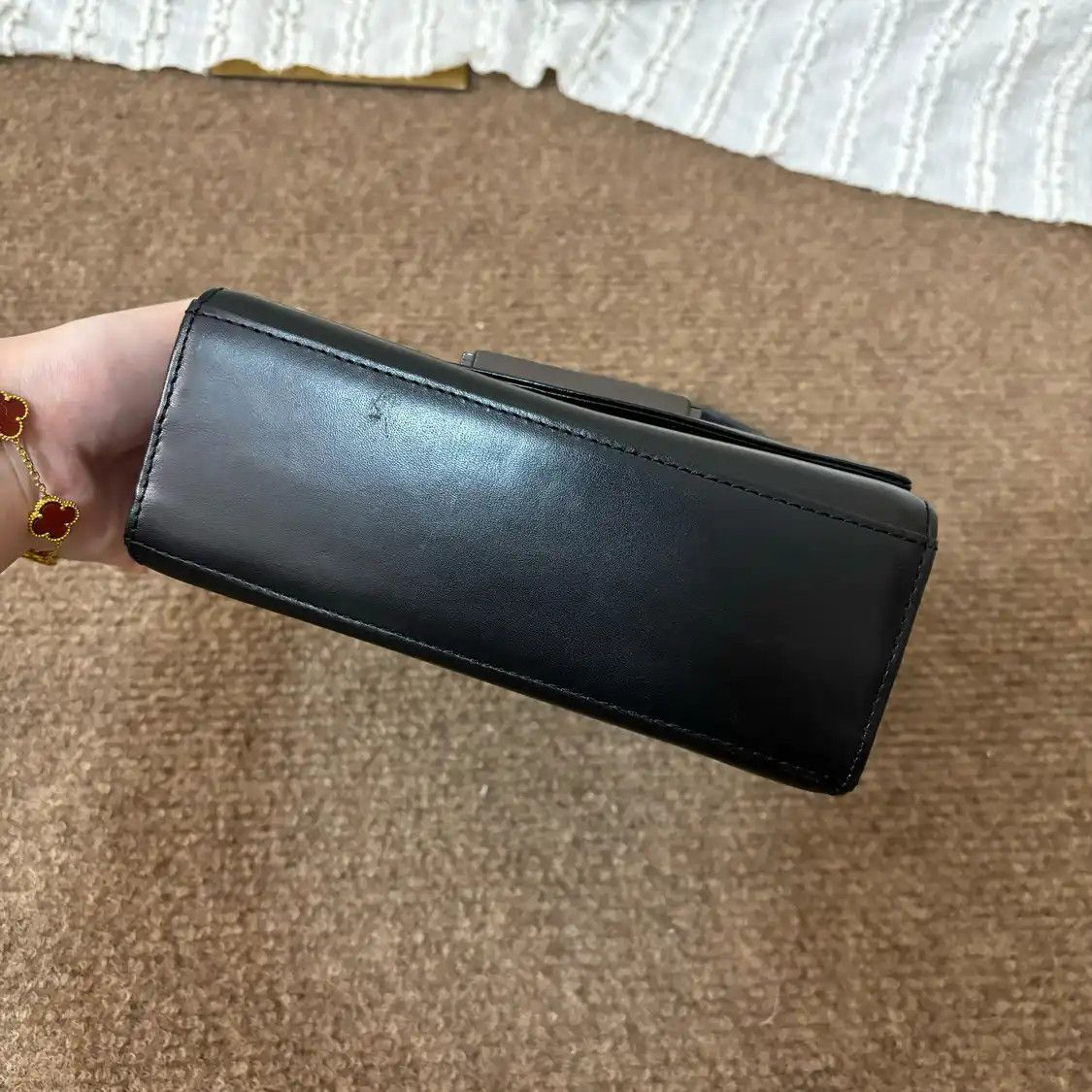 Givenchy GIVENCHY black leather shoulder bag detachable strap Size ONE SIZE - 7 Thumbnail