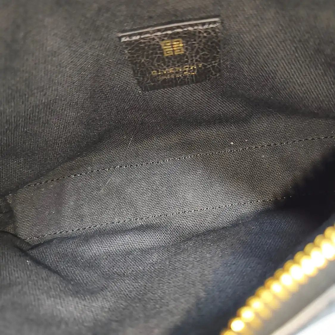 Givenchy GIVENCHY Voyou black cowhide leather handbag gold hardware Size ONE SIZE - 7 Thumbnail