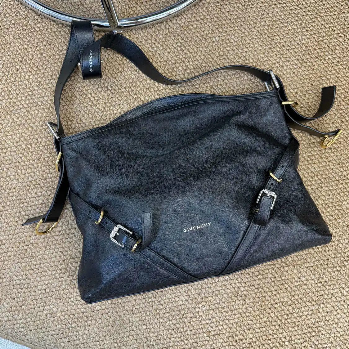 Givenchy GIVENCHY Voyou Medium black cowhide leather crossbody bag Size ONE SIZE - 2 Thumbnail