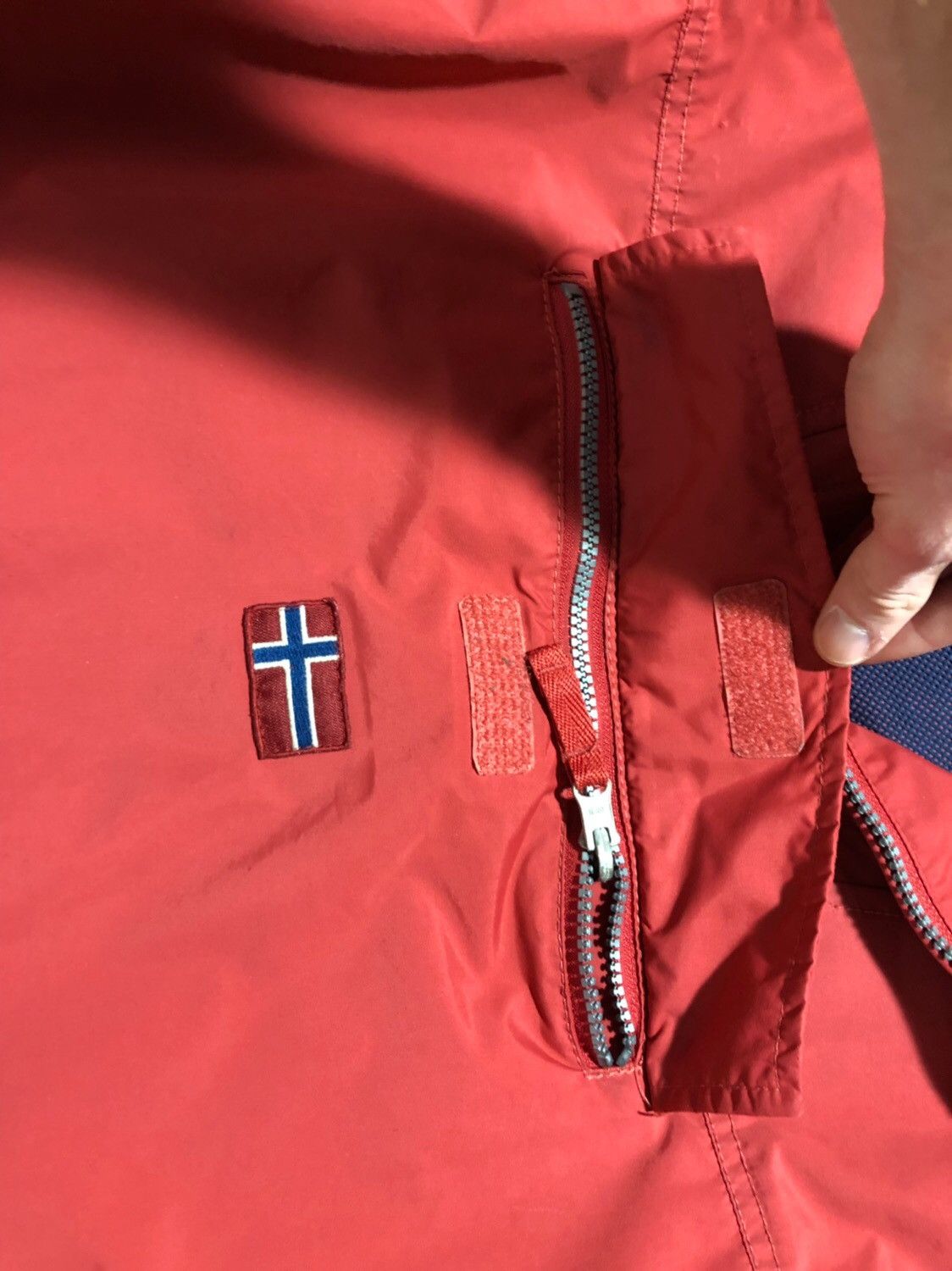 Napapijri INDONESIA 115435 RN Size US L / EU 52-54 / 3 - 3 Thumbnail