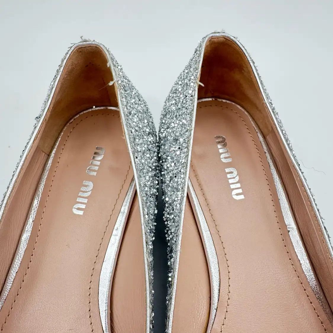 Miu Miu Miu silver fabric Women's low heels 37 Size US 7 / IT 37 - 7 Thumbnail