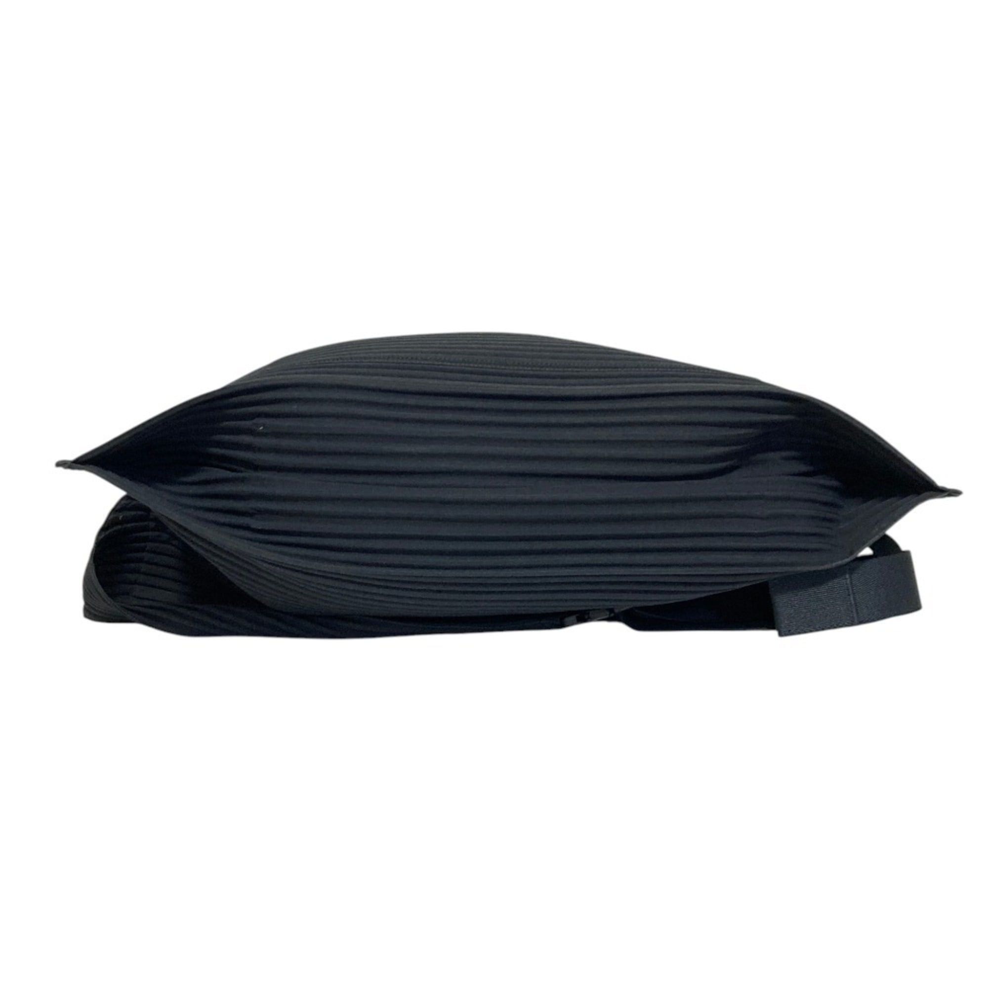 Issey Miyake HOMME PLISSE ISSEY MIYAKE Pleats Easy Handbag HP04AG508 Black (Men's & Women's) Size ONE SIZE - 5 Thumbnail