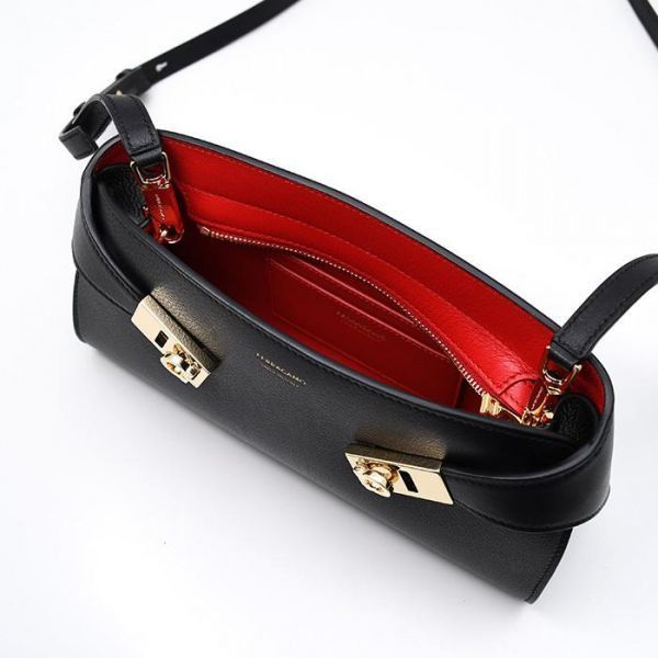 Salvatore Ferragamo Hug Mini Crossbody Bag Size ONE SIZE - 5 Thumbnail