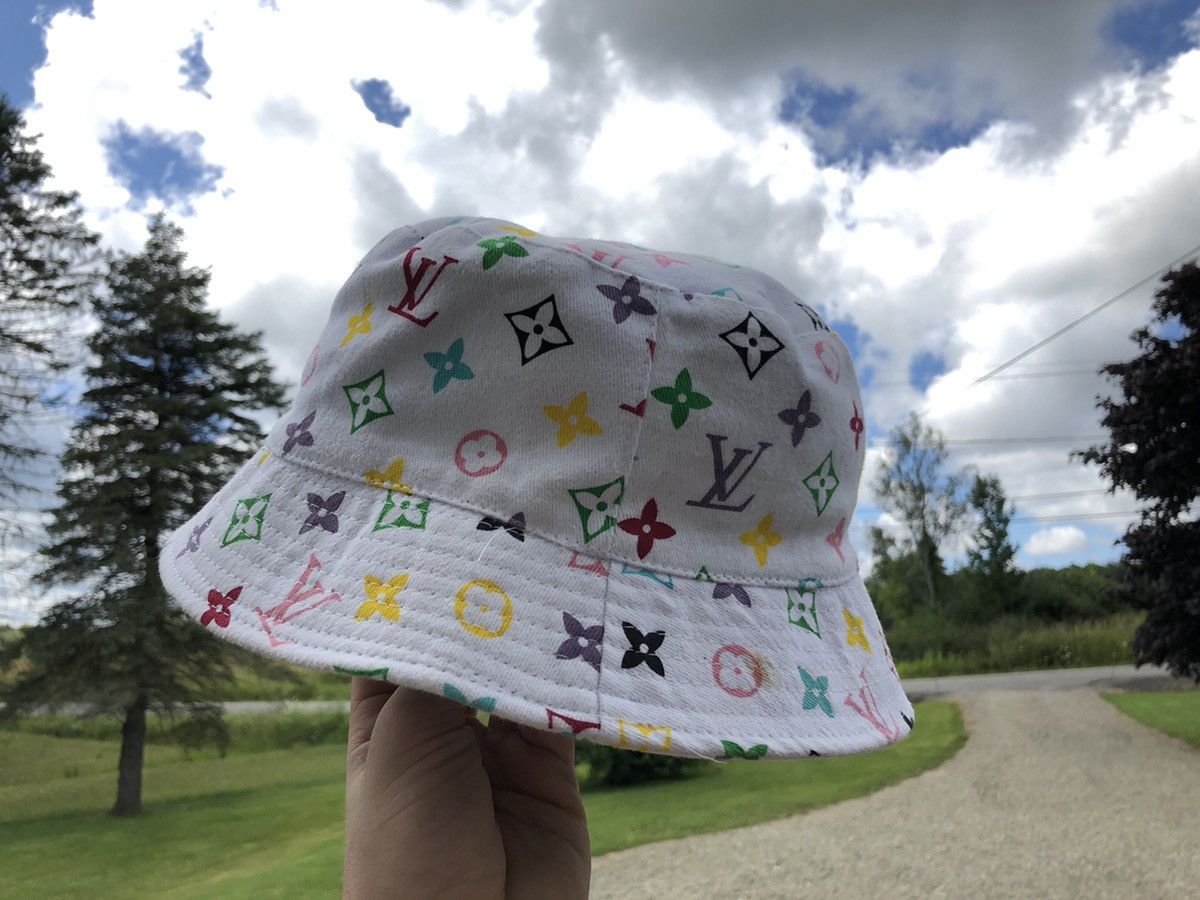 Vintage (Bootleg / fake?) LV Multicolored Bucket Hat : r/HelpMeFind