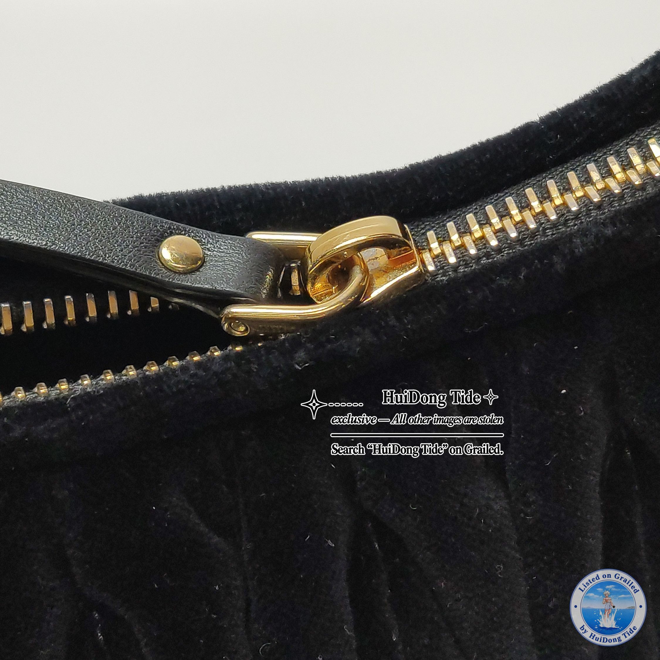 Miu Miu Miu Miu Wander Matelassé Velvet Shoulder Bag Size ONE SIZE - 6 Thumbnail