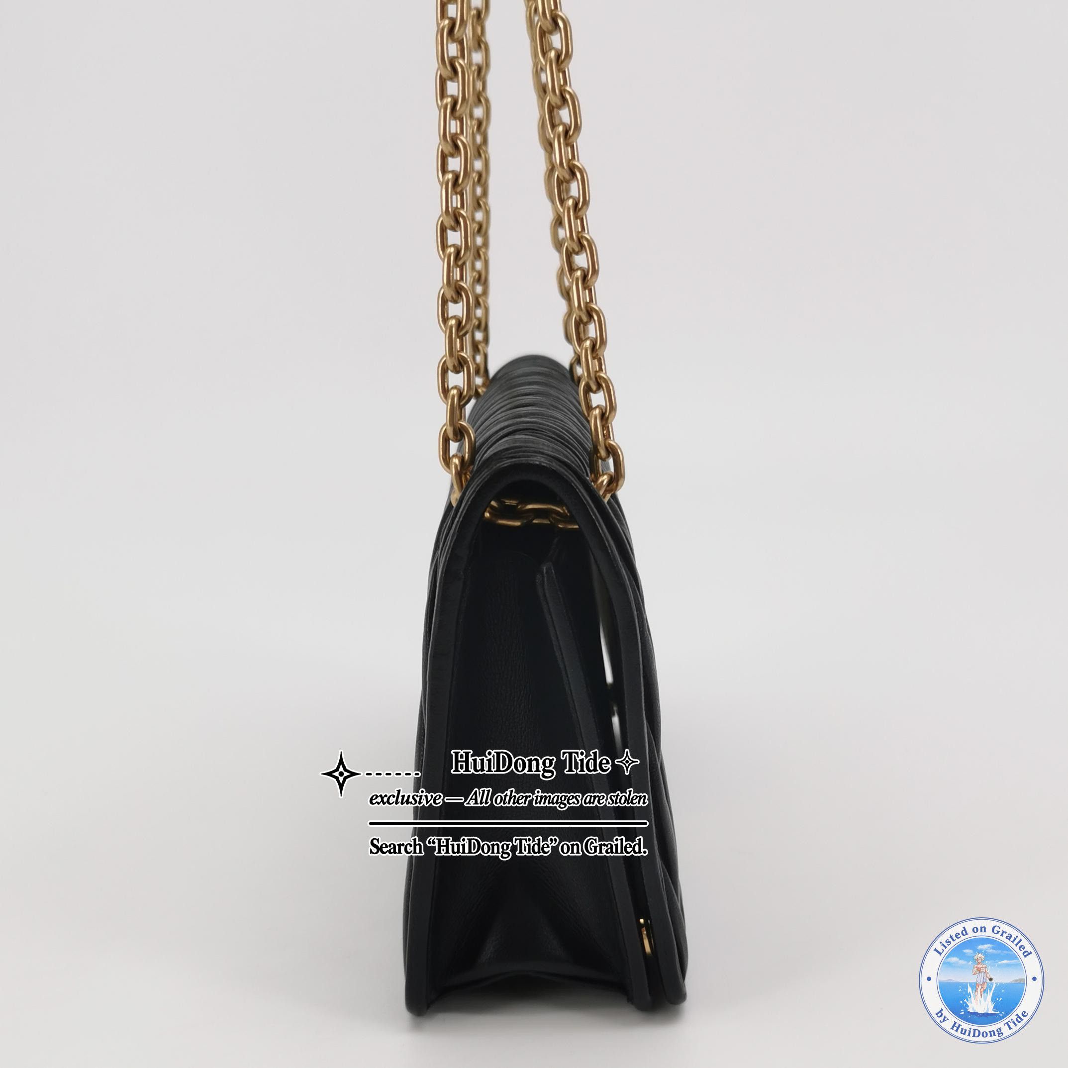 Miu Miu Miu Miu Matelassé Leather Shoulder Bag Size ONE SIZE - 4 Thumbnail