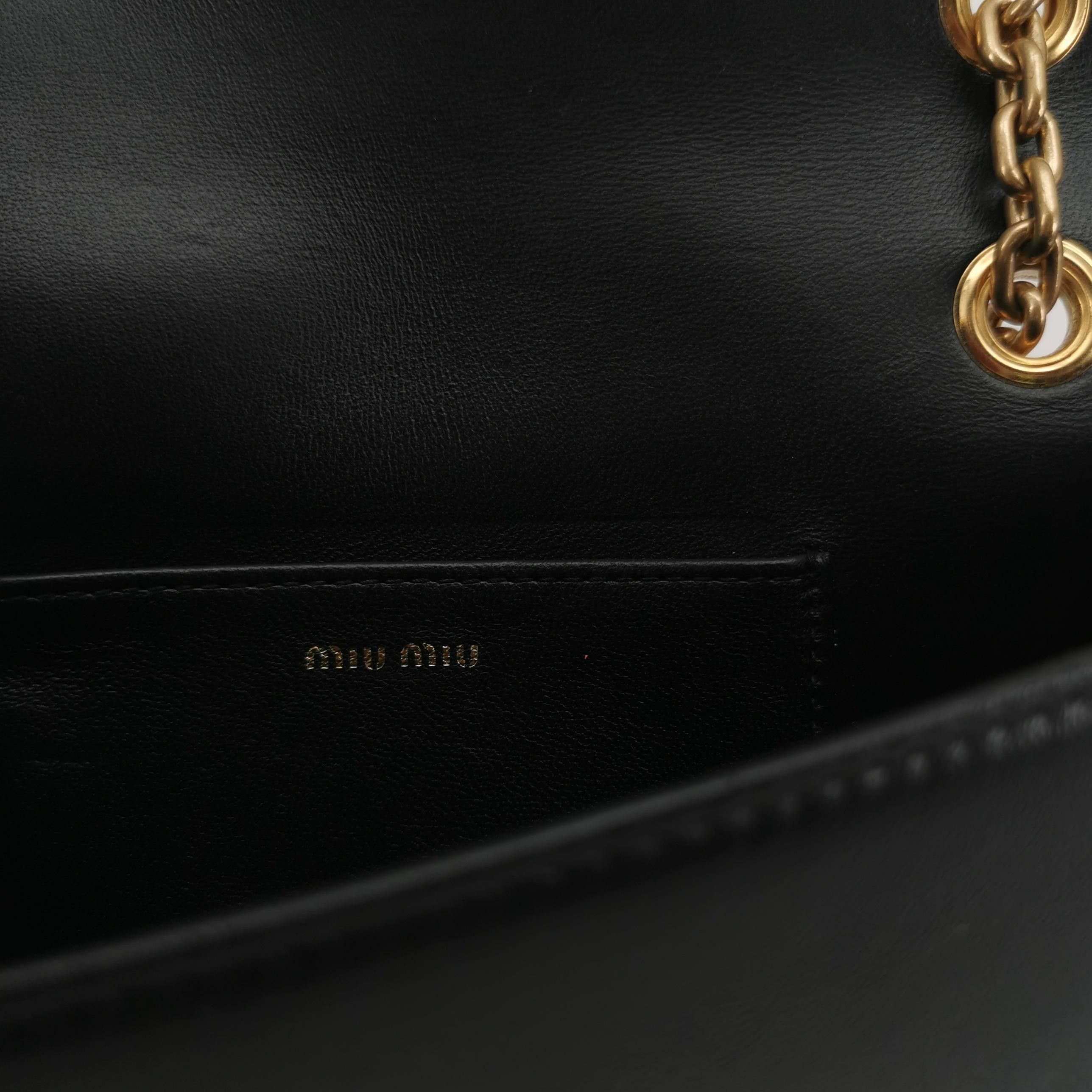 Miu Miu Miu Miu Matelassé Leather Shoulder Bag Size ONE SIZE - 8 Thumbnail