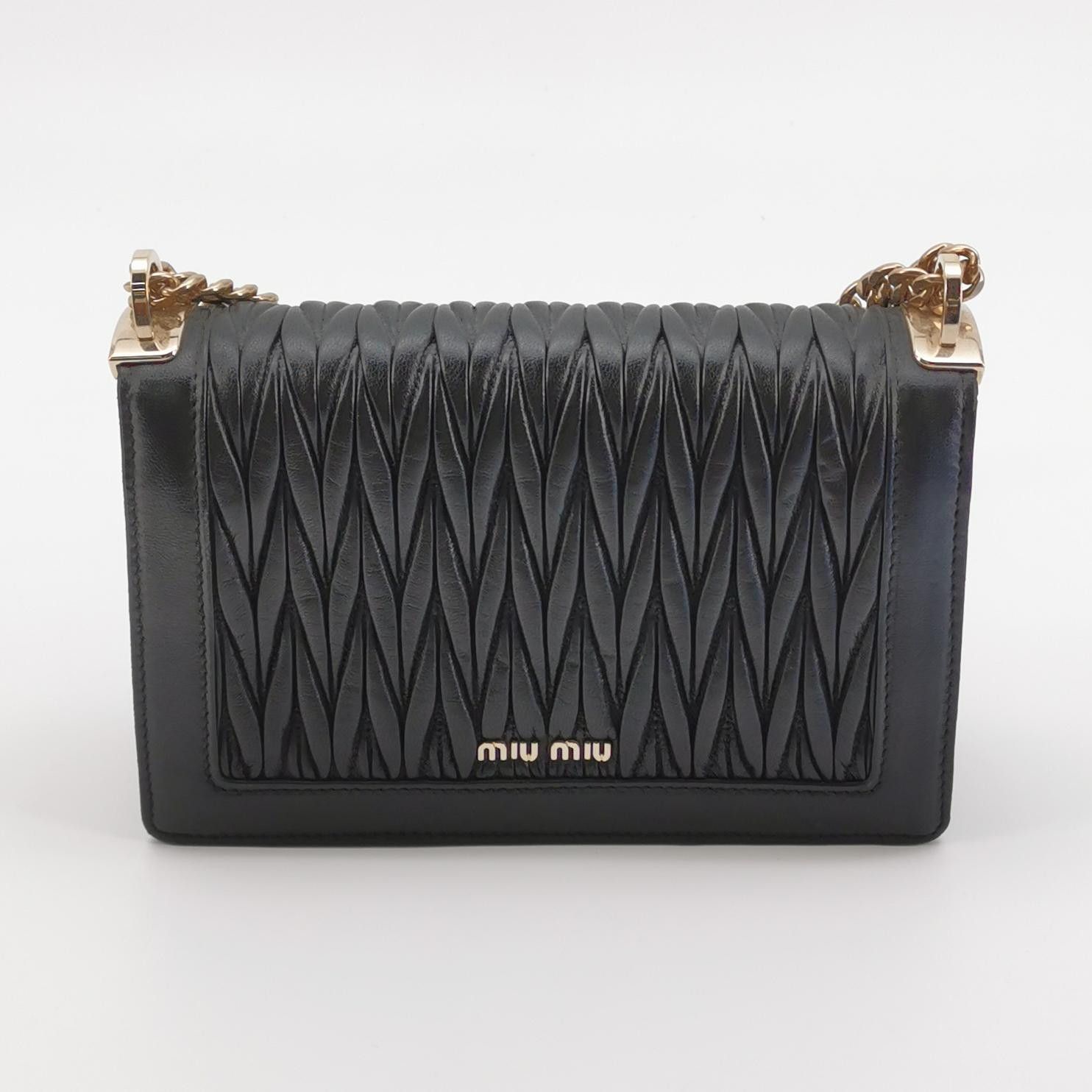 Miu Miu Miu Miu Black Matelassé Leather Shoulder Bag Size ONE SIZE - 5 Thumbnail