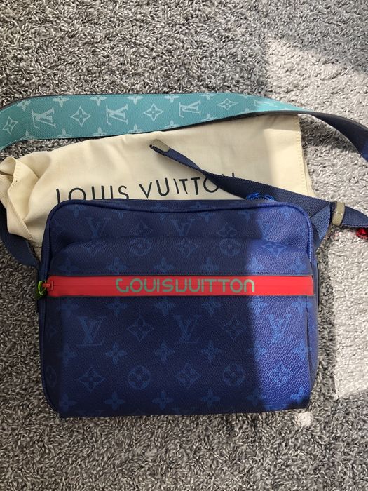 Louis Vuitton Monogram Pacific Blue. Messenger Bag.