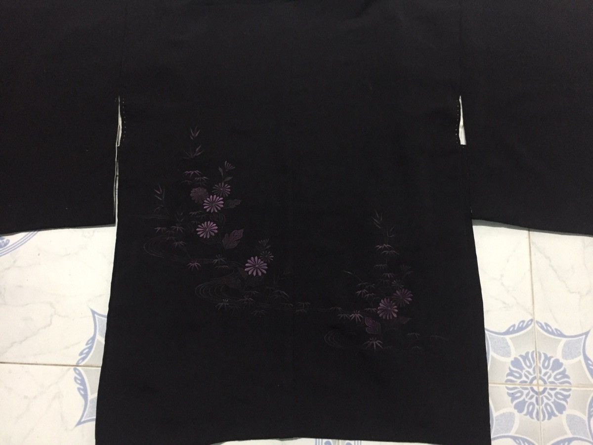 Japanese Brand Japanese Kimono with Beautiful Purple Flower Decoration🔥🔥 Size US L / EU 52-54 / 3 - 6 Thumbnail