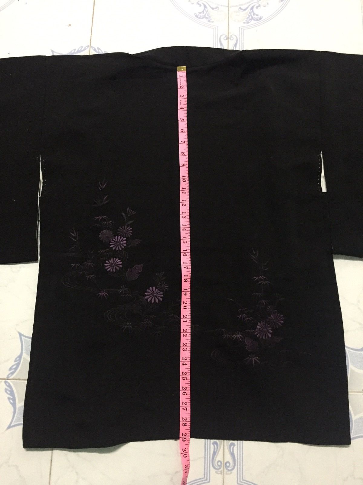 Japanese Brand Japanese Kimono with Beautiful Purple Flower Decoration🔥🔥 Size US L / EU 52-54 / 3 - 7 Thumbnail