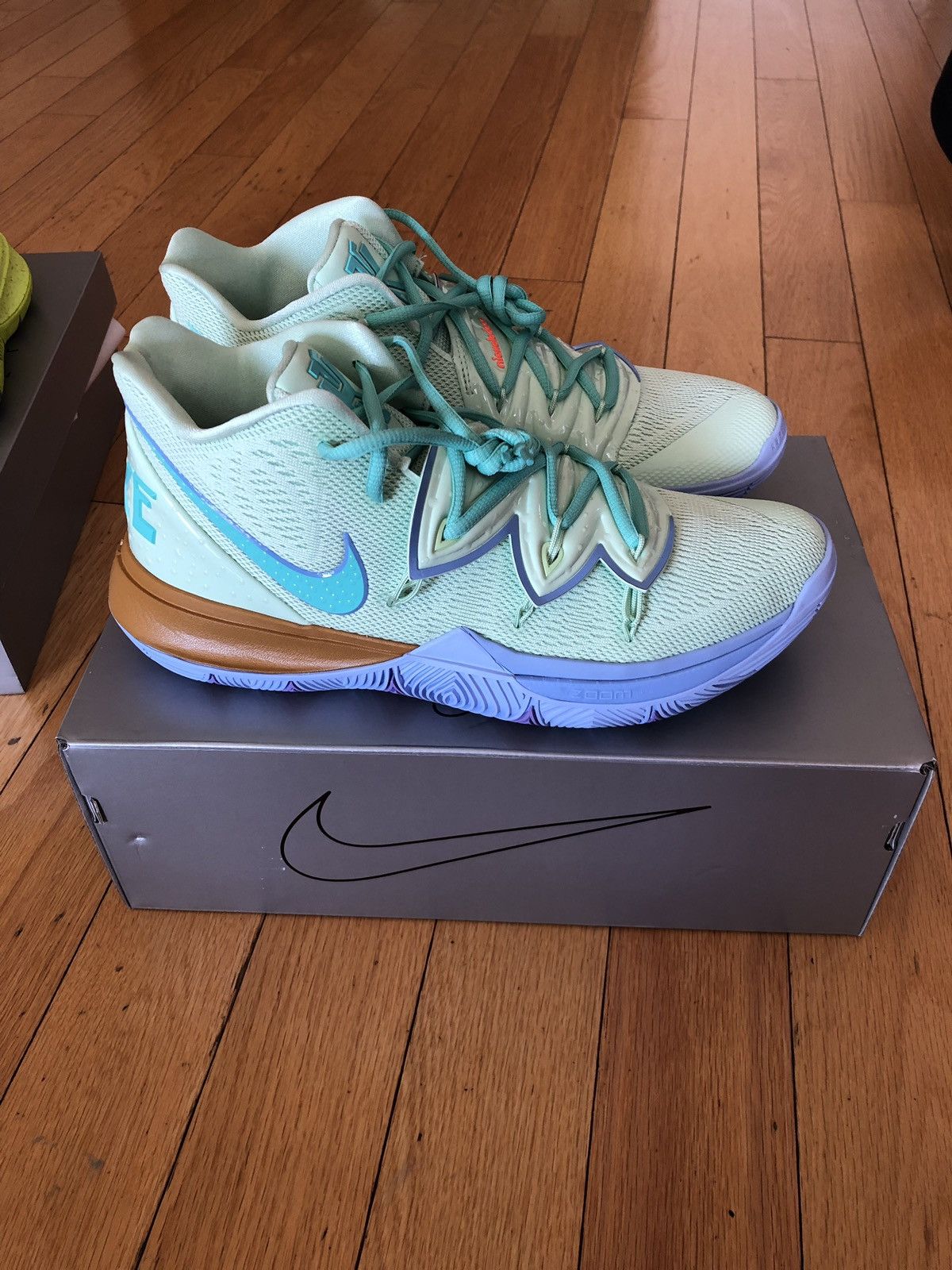 kyrie 5 squidward fake