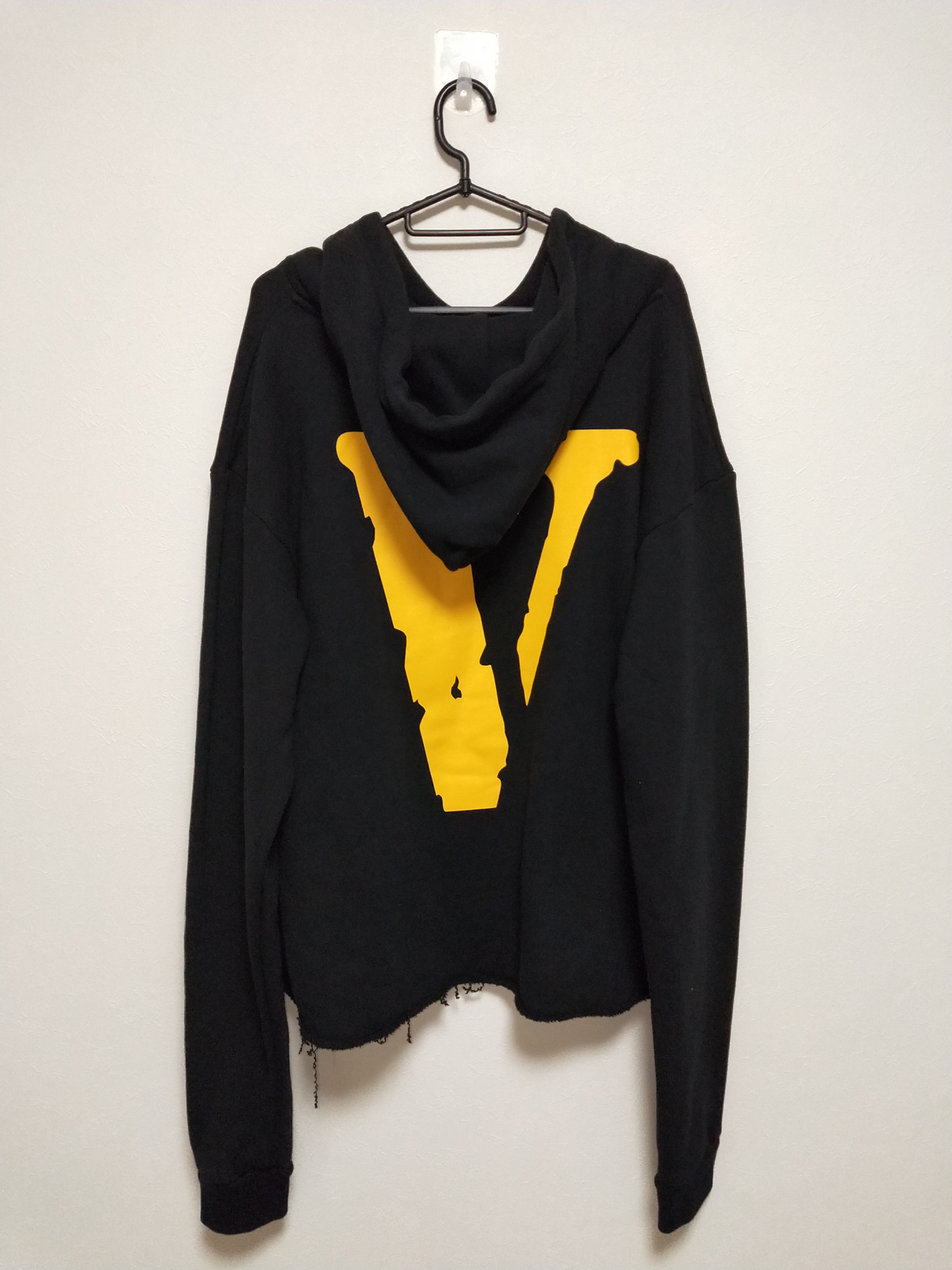 Vlone Japan Exclusive Freaks Store Friend Hoodie Size US M / EU 48-50 / 2 - 2 Thumbnail