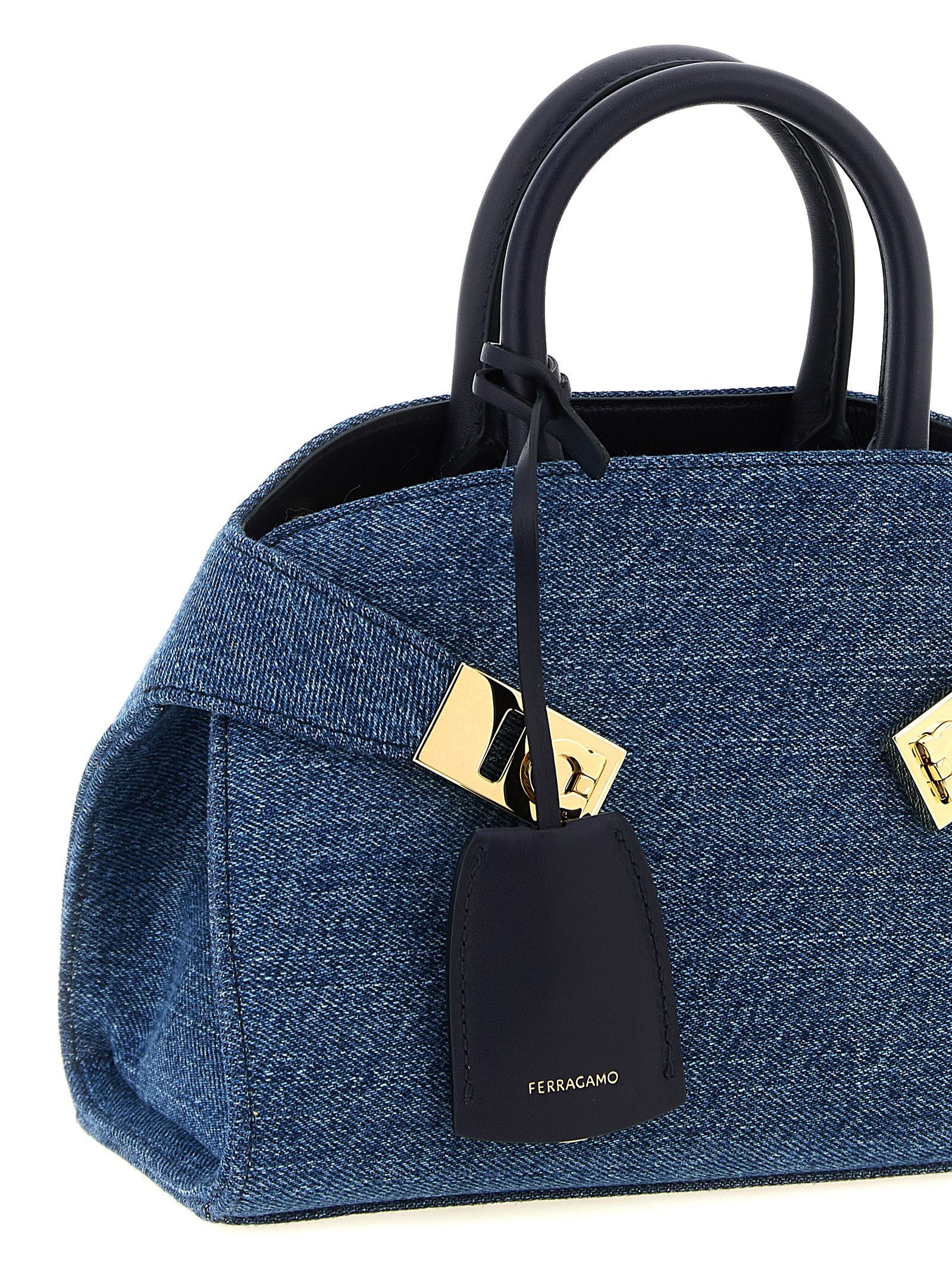 Salvatore Ferragamo 'Hug (Xs)' Handbag Size ONE SIZE - 3 Thumbnail