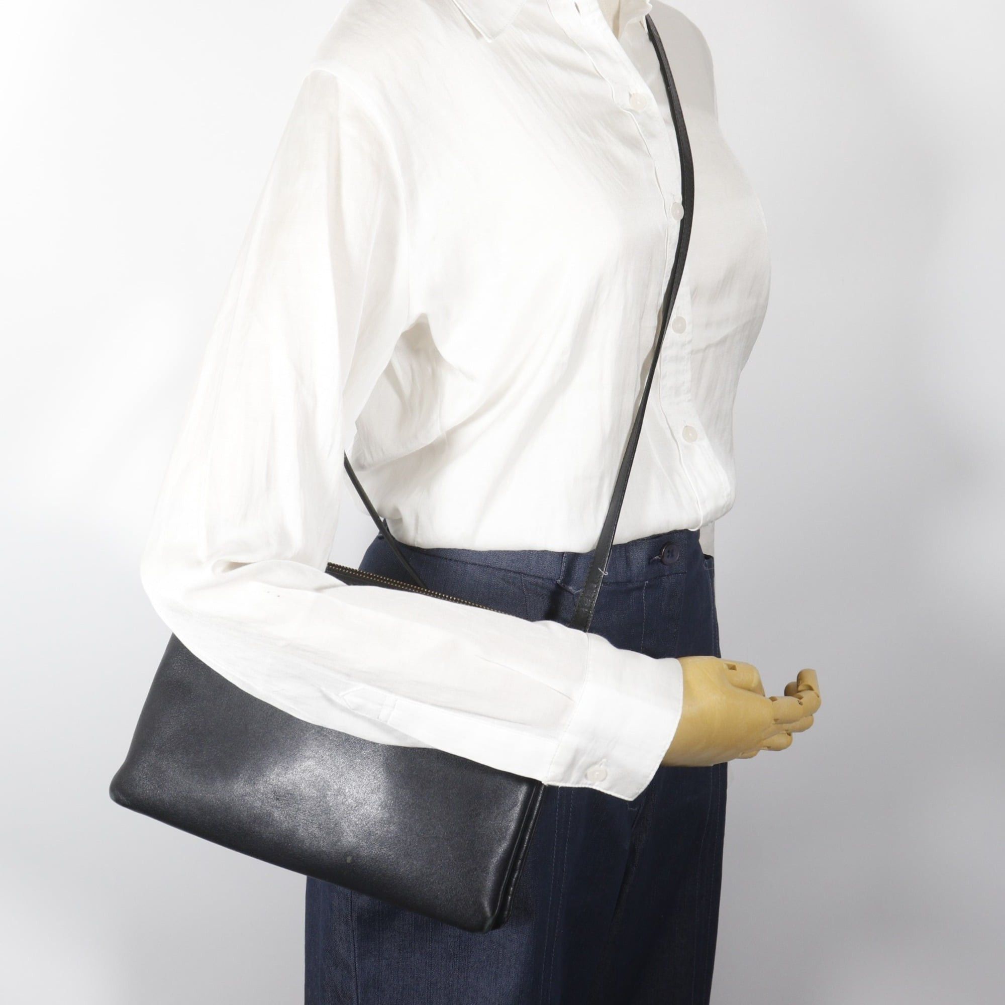 Celine Celine Trio Shoulder Bag, Leather, Black, Crossbody, Women's Size ONE SIZE - 17 Thumbnail