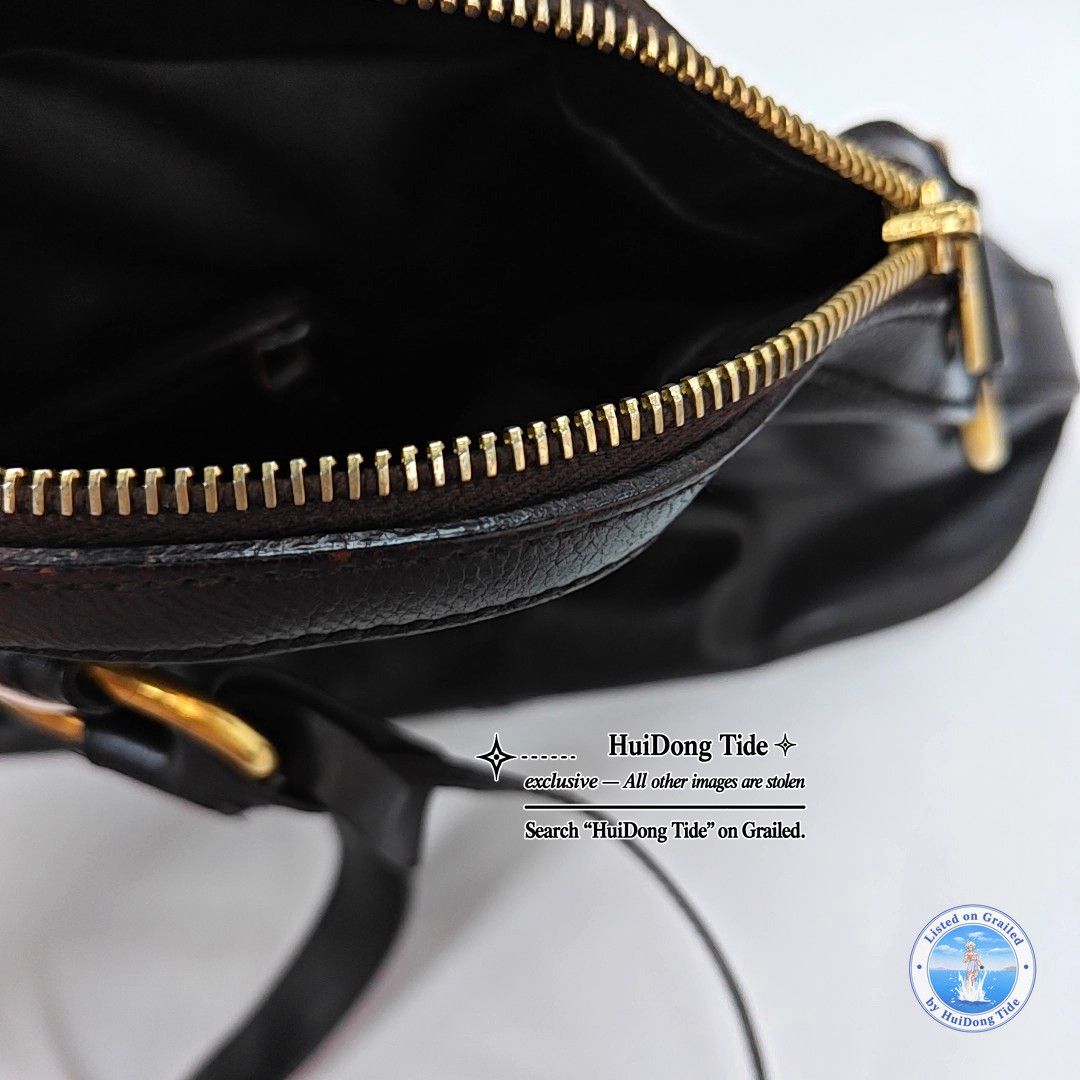 Saint Laurent Paris Saint Laurent Muse Black Leather Handle Bag One Size Size ONE SIZE - 18 Thumbnail