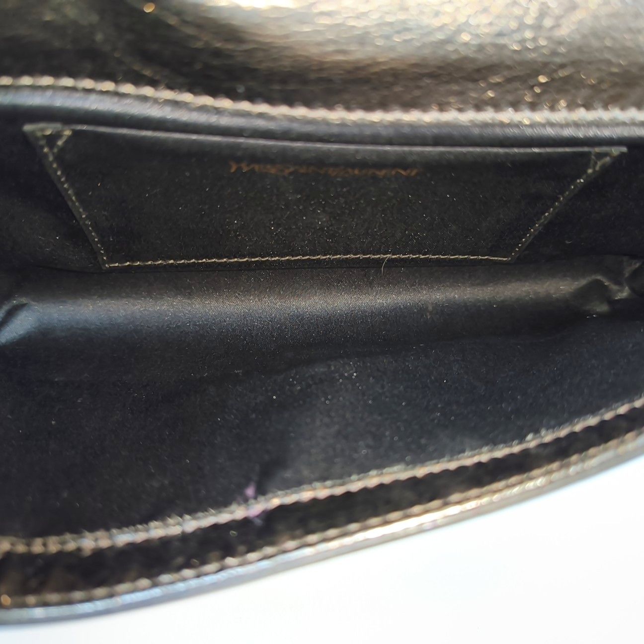 Saint Laurent Paris Saint Laurent Belle Jour Metallic Leather Clutch ONE SIZE Size ONE SIZE - 6 Thumbnail