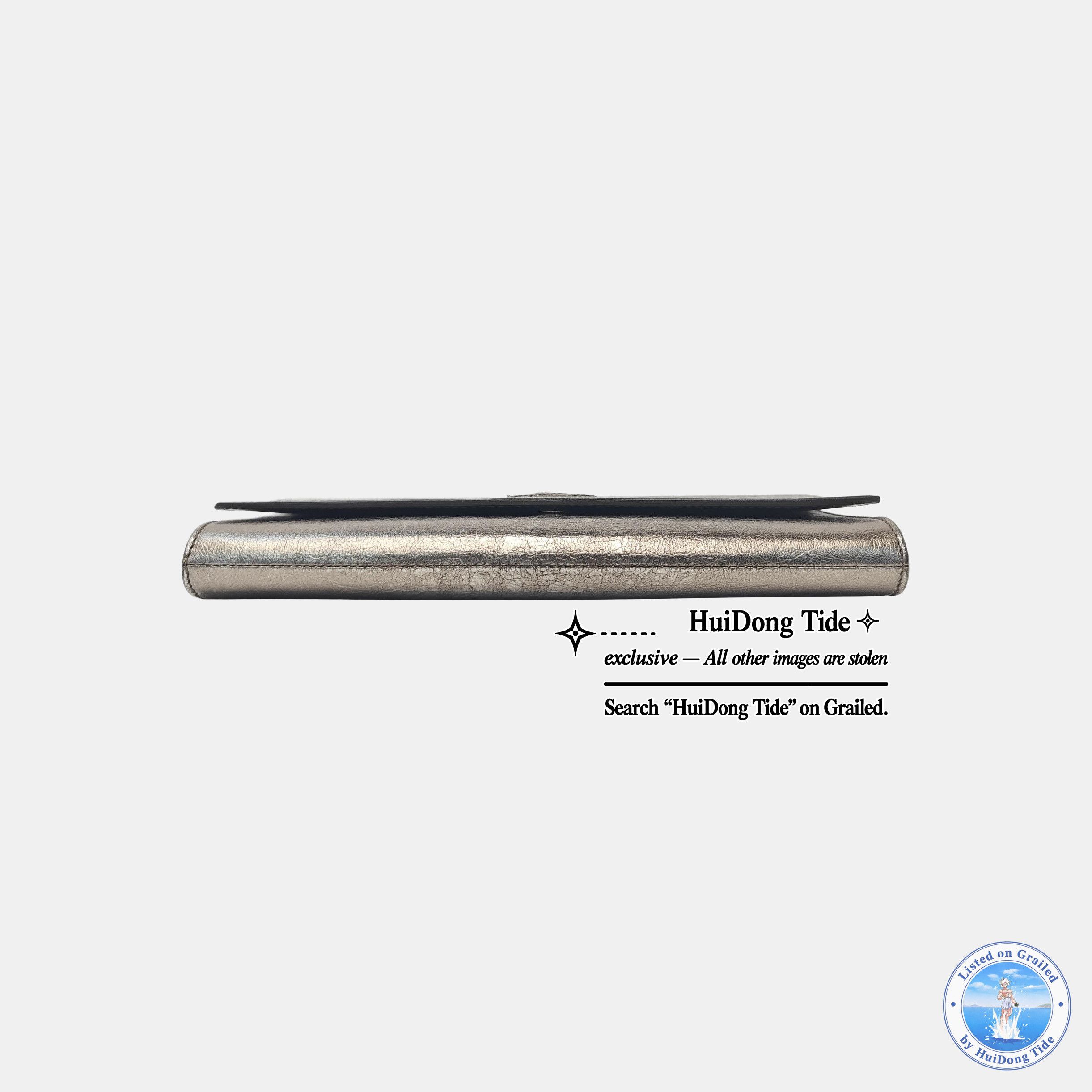 Saint Laurent Paris Saint Laurent Belle Jour Metallic Leather Clutch ONE SIZE Size ONE SIZE - 5 Thumbnail