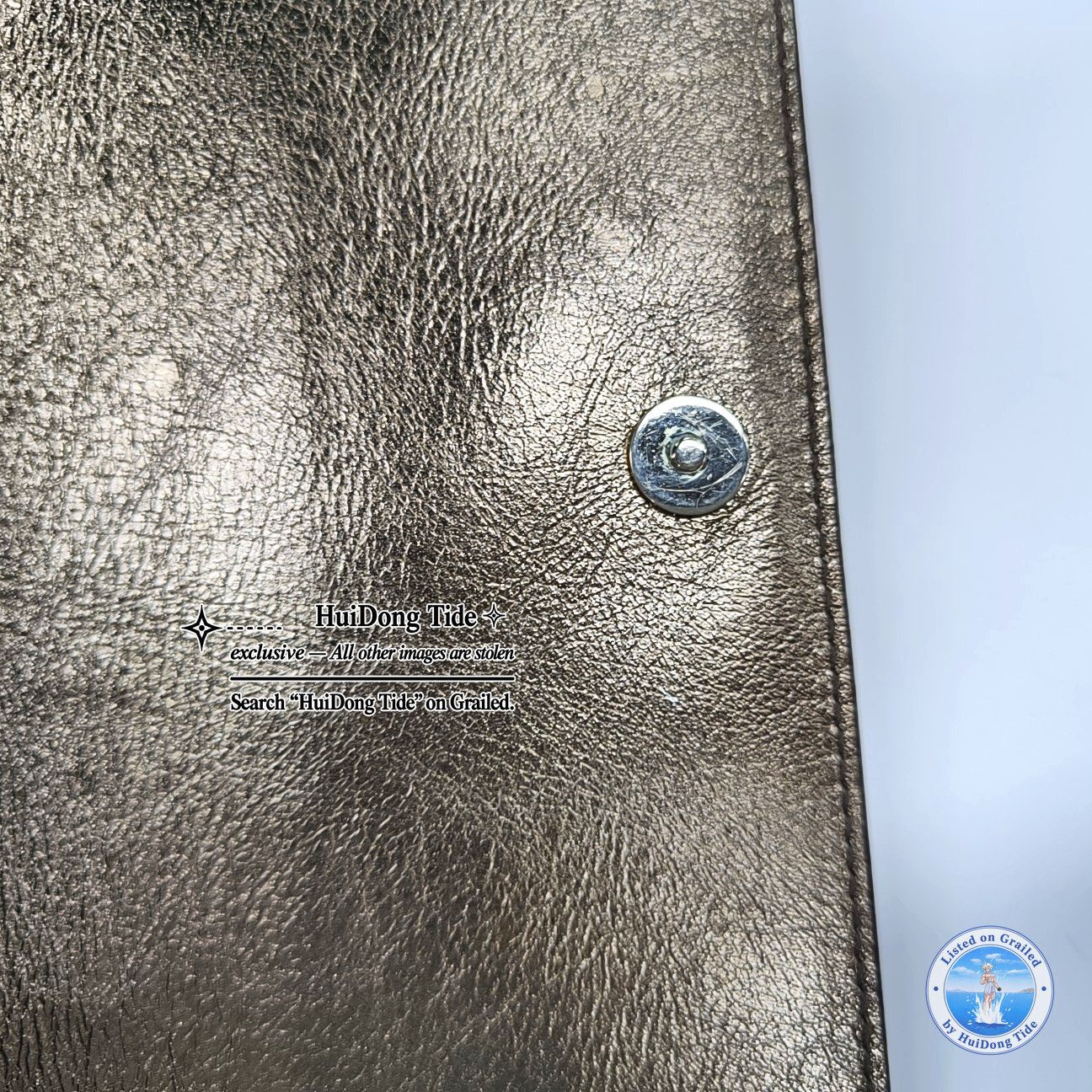 Saint Laurent Paris Saint Laurent Belle Jour Metallic Leather Clutch ONE SIZE Size ONE SIZE - 8 Thumbnail