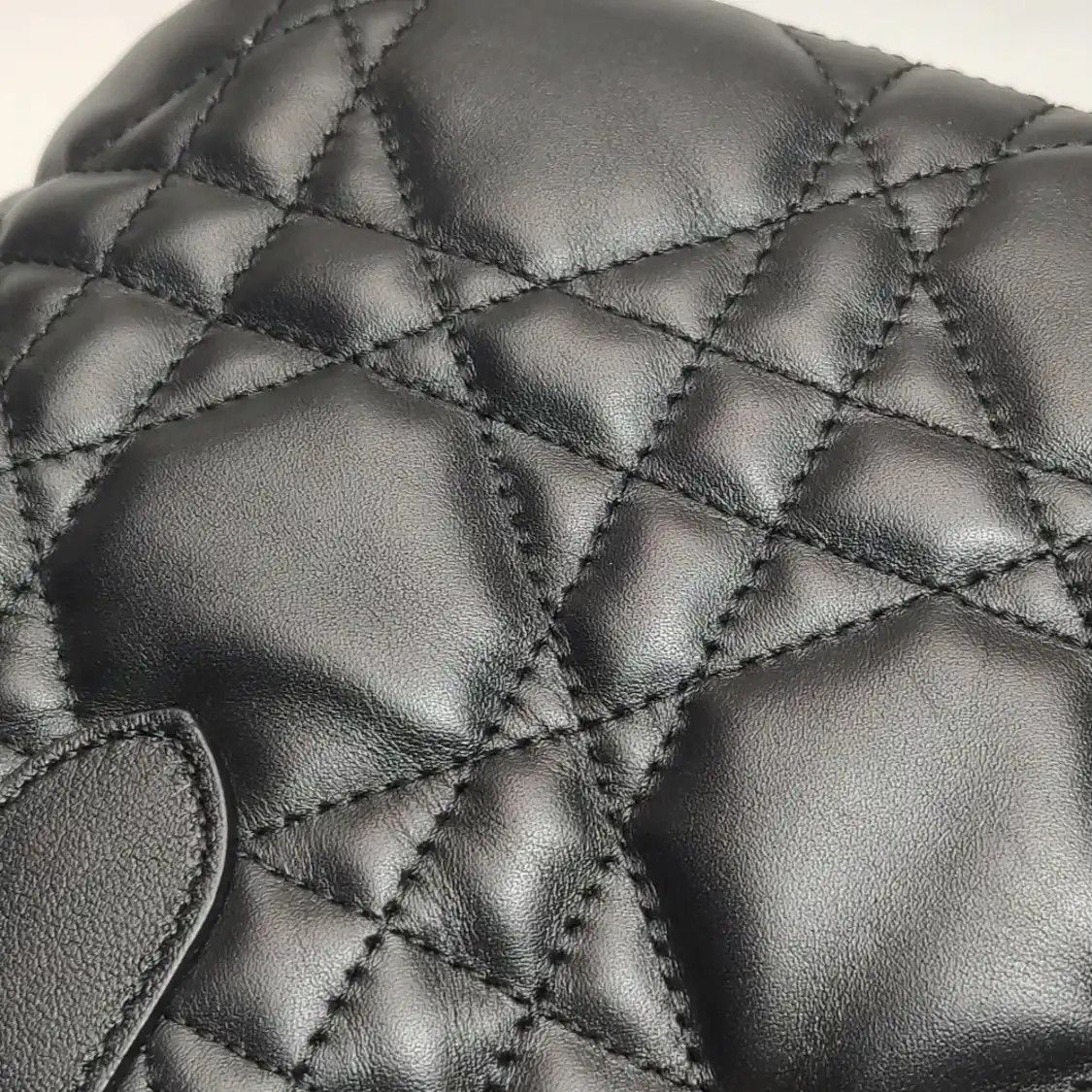 Dior DIOR Toujours Small black cowhide leather rattan plaid handbag Size ONE SIZE - 16 Thumbnail