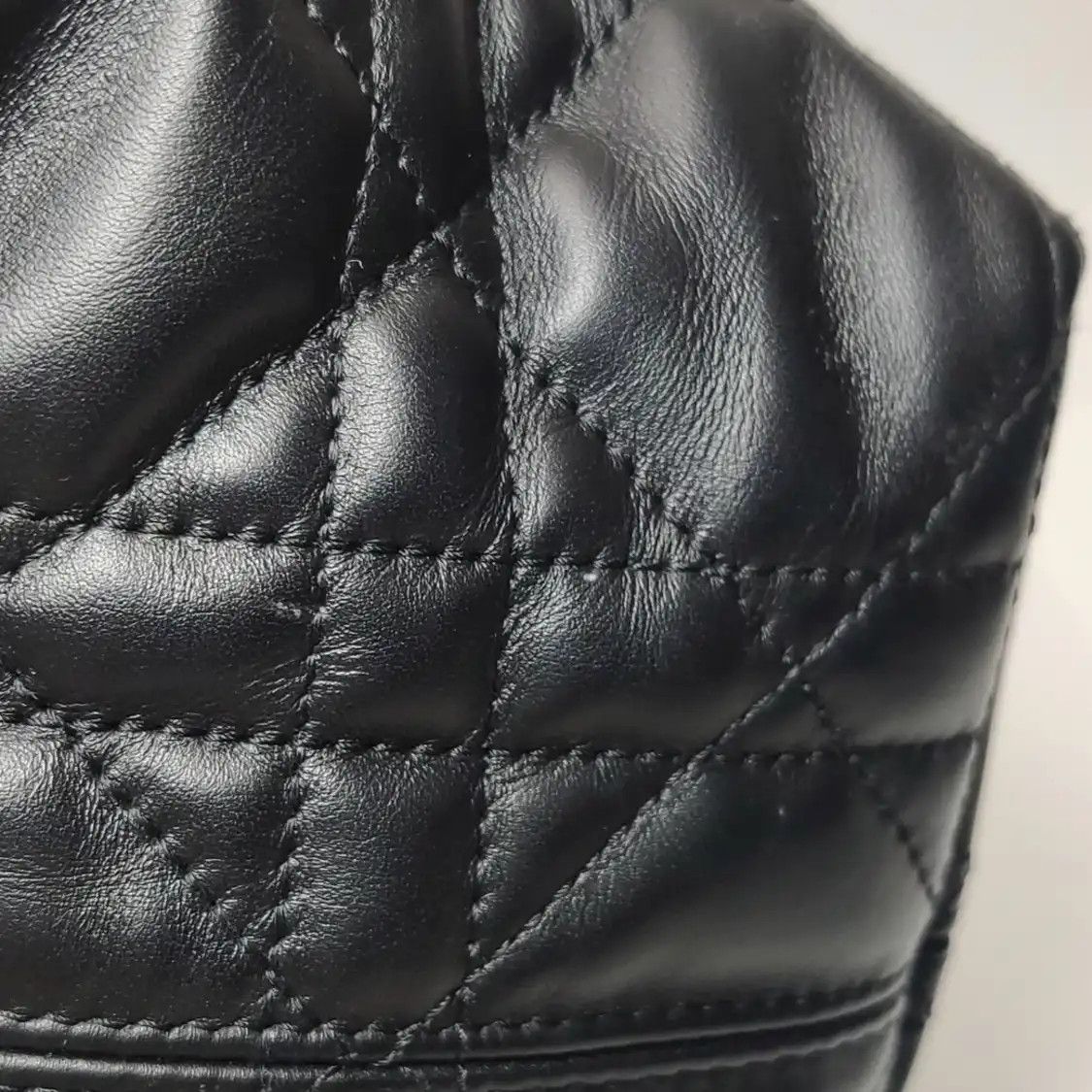 Dior DIOR Toujours Small black cowhide leather rattan plaid handbag Size ONE SIZE - 21 Thumbnail