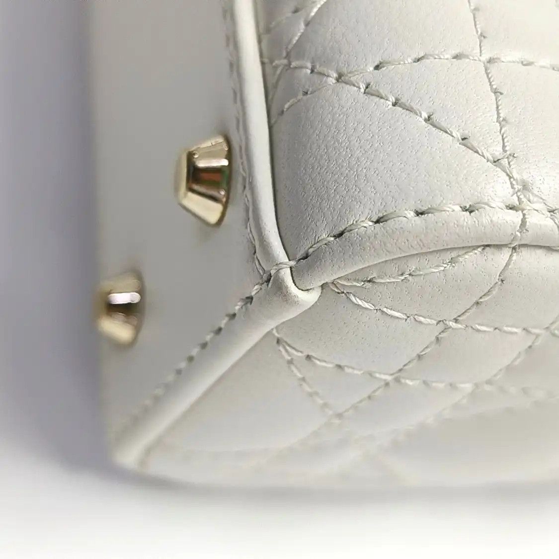 Dior DIOR Lady Dior mini white sheepskin rattan plaid quilted Lady mini shoulder bag Size ONE SIZE - 12 Thumbnail