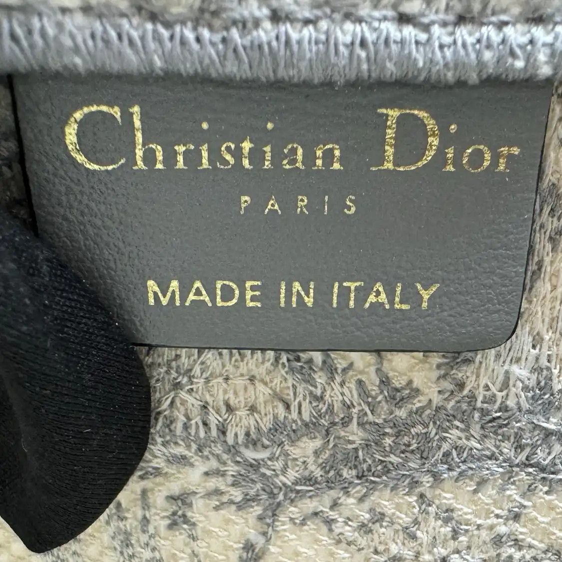 Dior DIOR Book Tote Medium grey canvas embroidery jacquard handbag Size ONE SIZE - 8 Thumbnail
