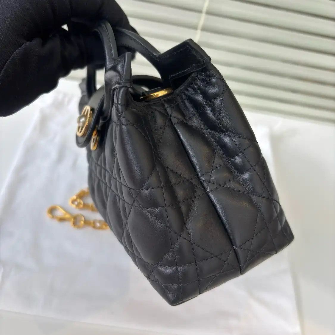 Dior DIOR Jolie Top Handle mini black sheepskin rattan plaid quilted handbag detachab Size ONE SIZE - 3 Thumbnail