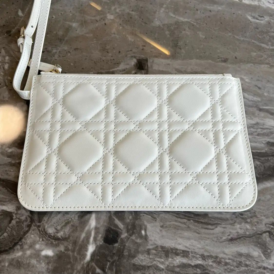 Dior DIOR Toujours Medium white cowhide leather rattan plaid quilted handbag Size ONE SIZE - 5 Thumbnail