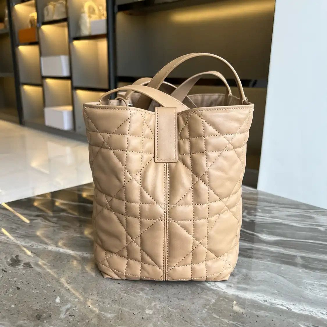 Dior DIOR Toujours Medium gold cowhide leather rattan plaid quilted handbag Size ONE SIZE - 2 Thumbnail