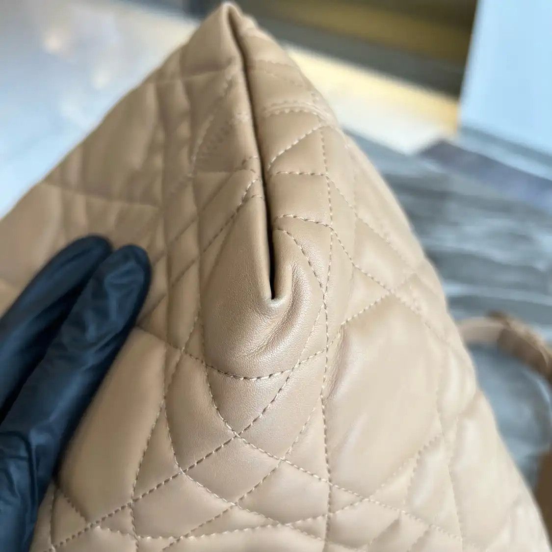 Dior DIOR Toujours Medium gold cowhide leather rattan plaid quilted handbag Size ONE SIZE - 14 Thumbnail